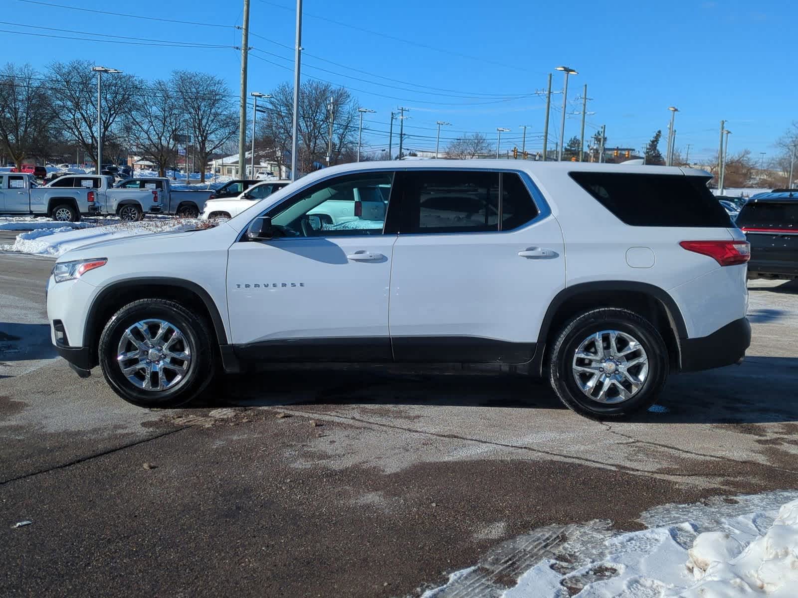 Thumbnail: 2018 Chevrolet Traverse - 5