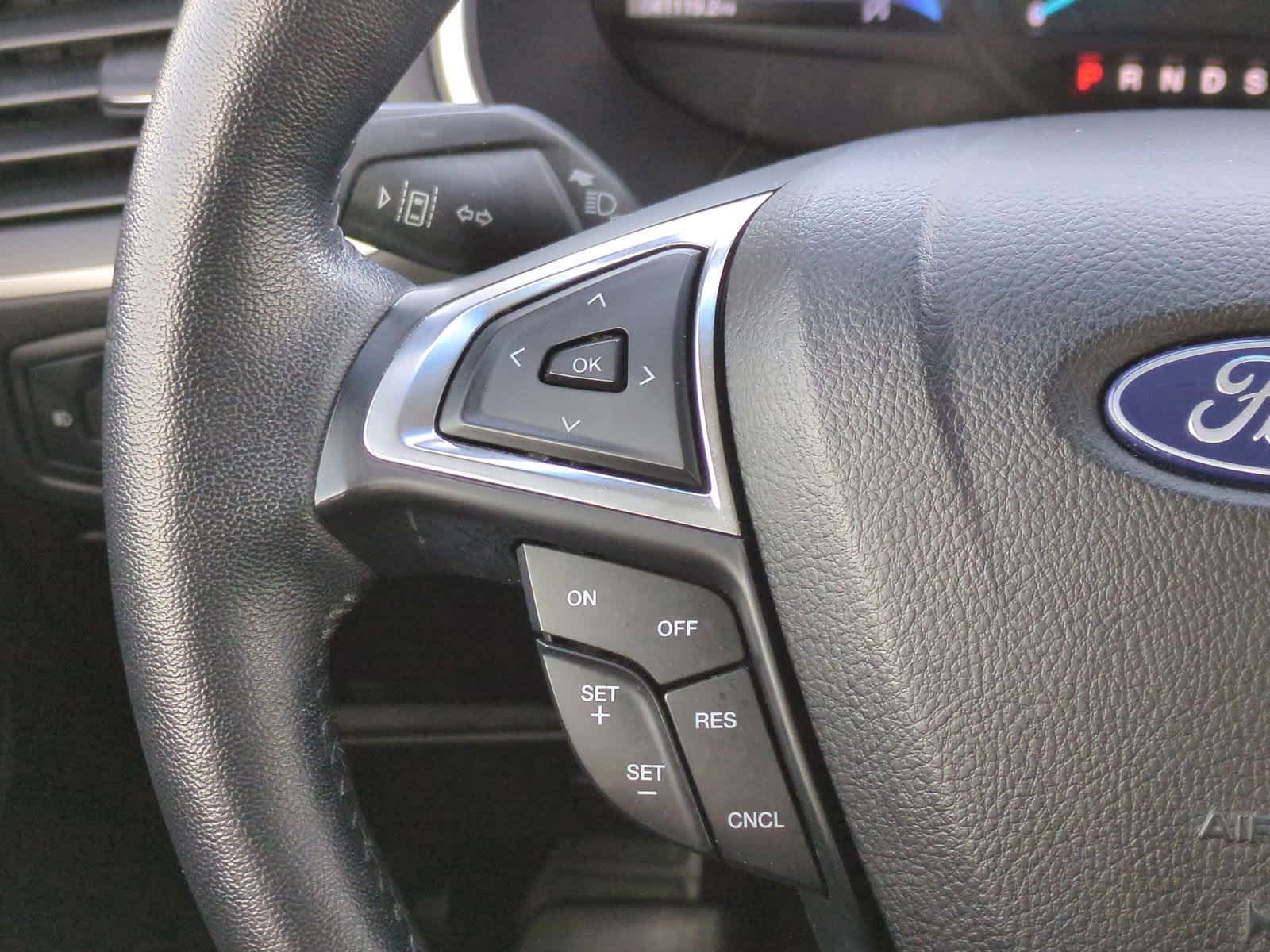 Thumbnail: 2020 Ford Edge - 21