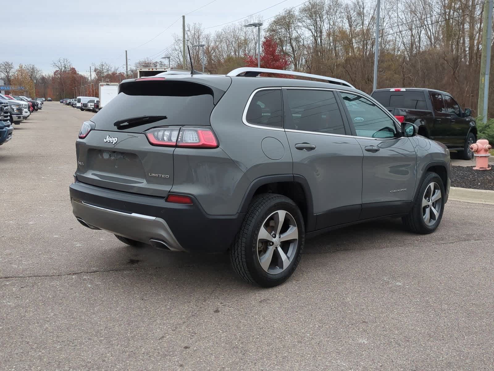 Thumbnail: 2020 Jeep Cherokee - 8