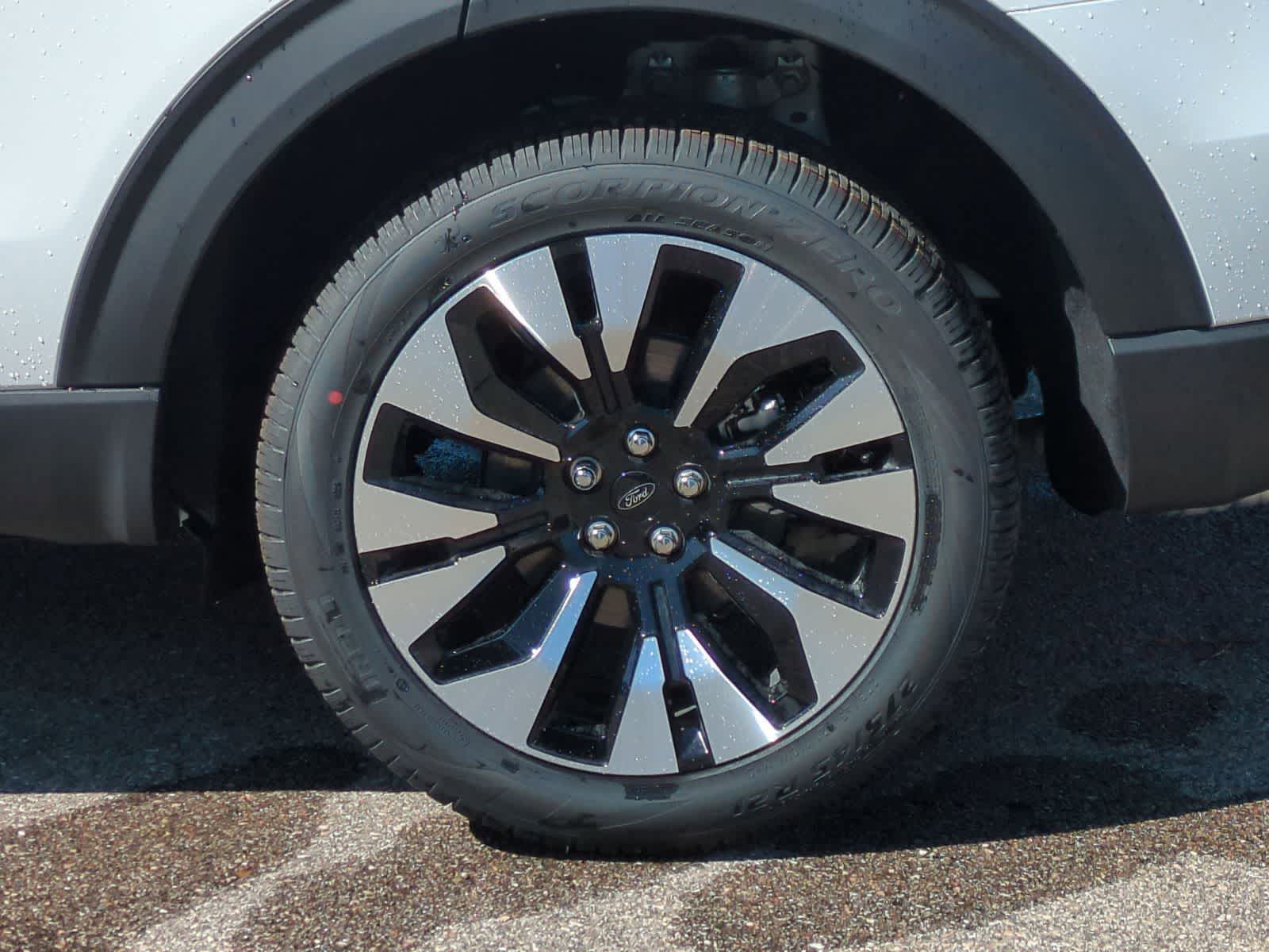 Thumbnail: 2026 Ford Explorer - 14