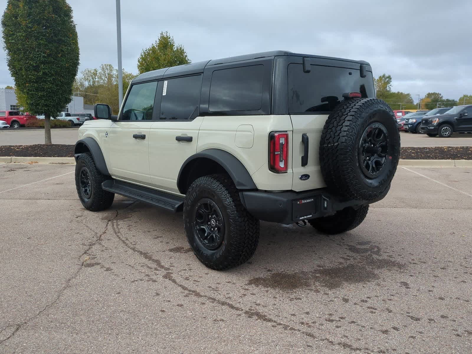 Thumbnail: 2025 Ford Bronco - 6