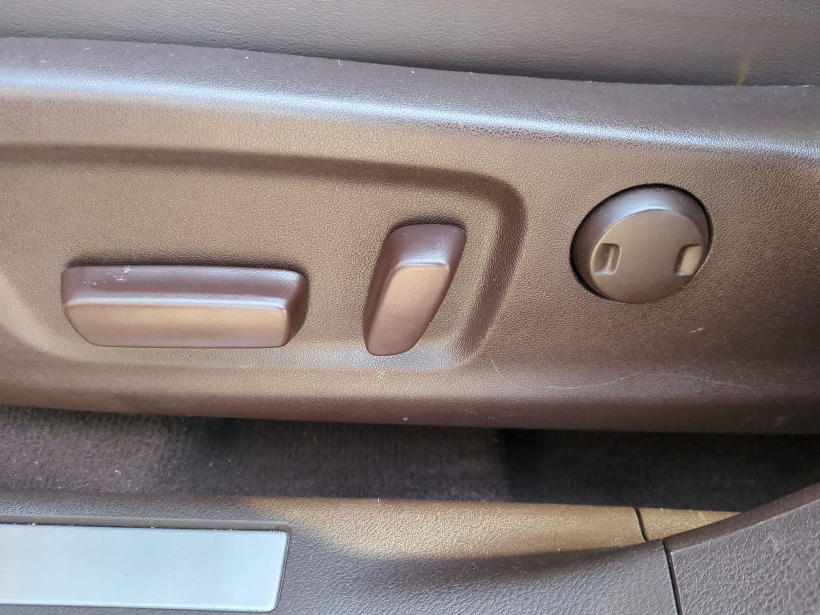 Thumbnail: 2019 Lexus RX - 17