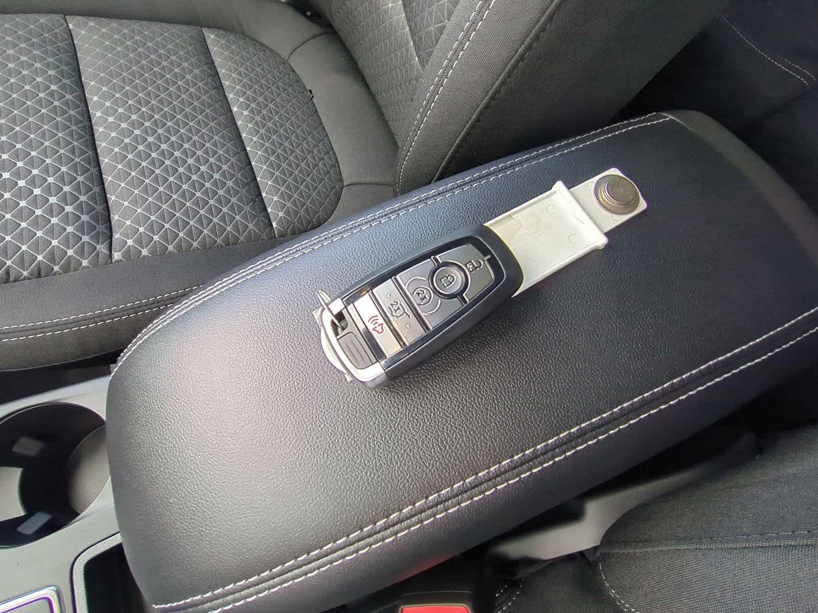 2025 Ford Escape Active 33