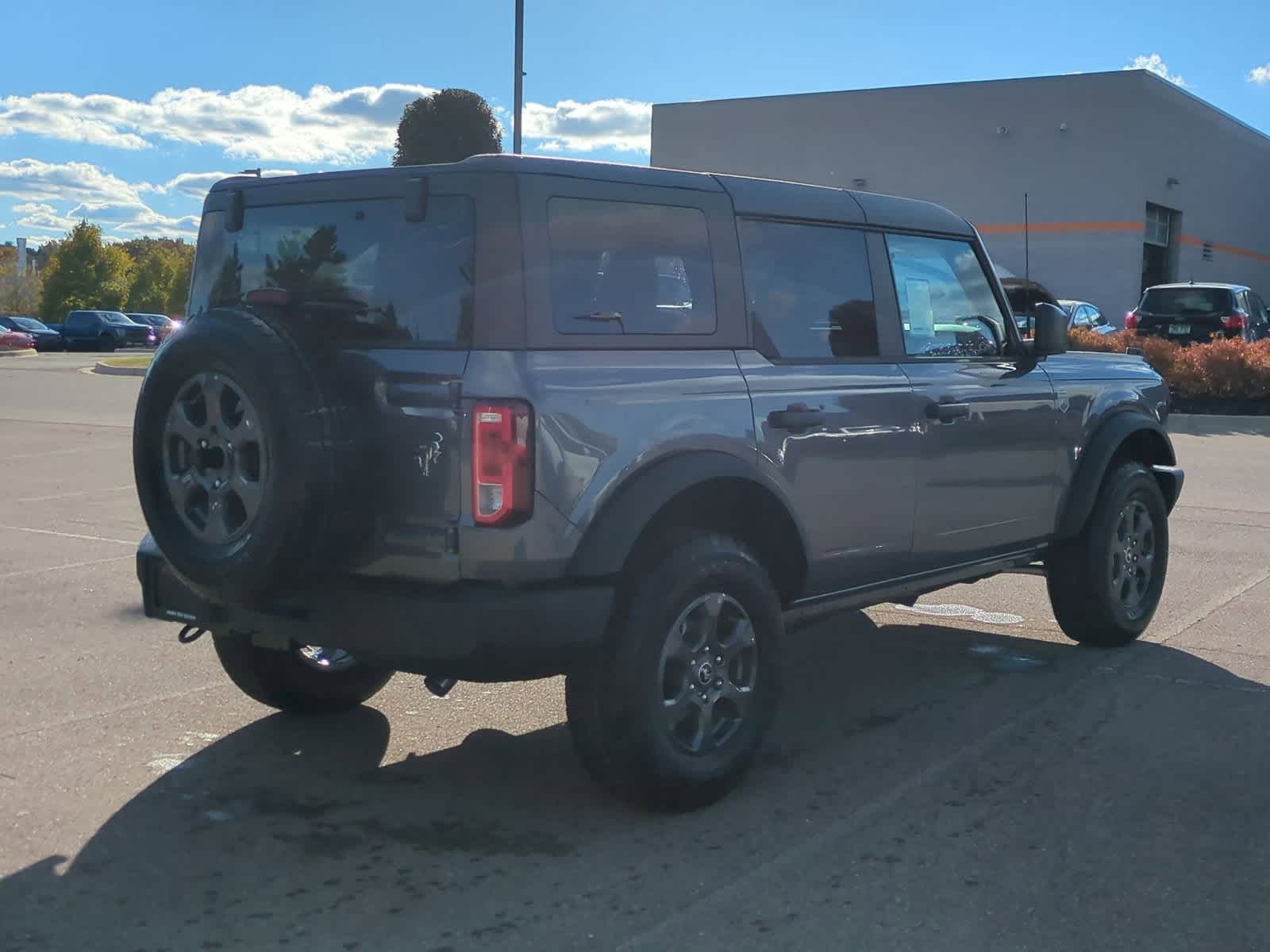 Thumbnail: 2025 Ford Bronco - 8