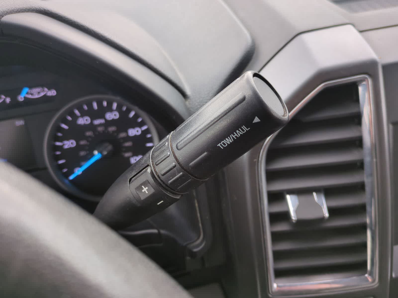 Thumbnail: 2017 Ford Econoline - 31