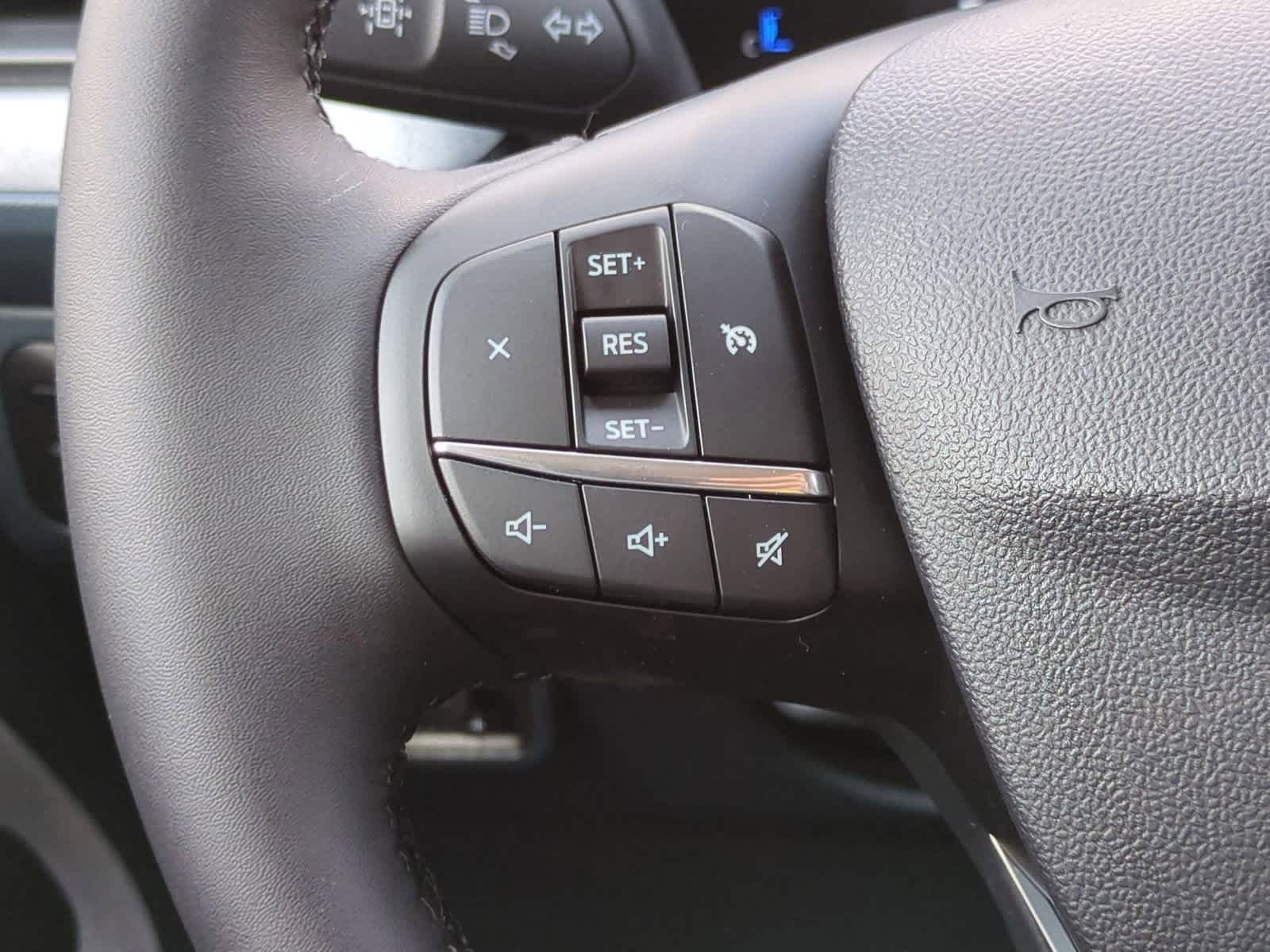 Thumbnail: 2025 Ford Maverick - 23