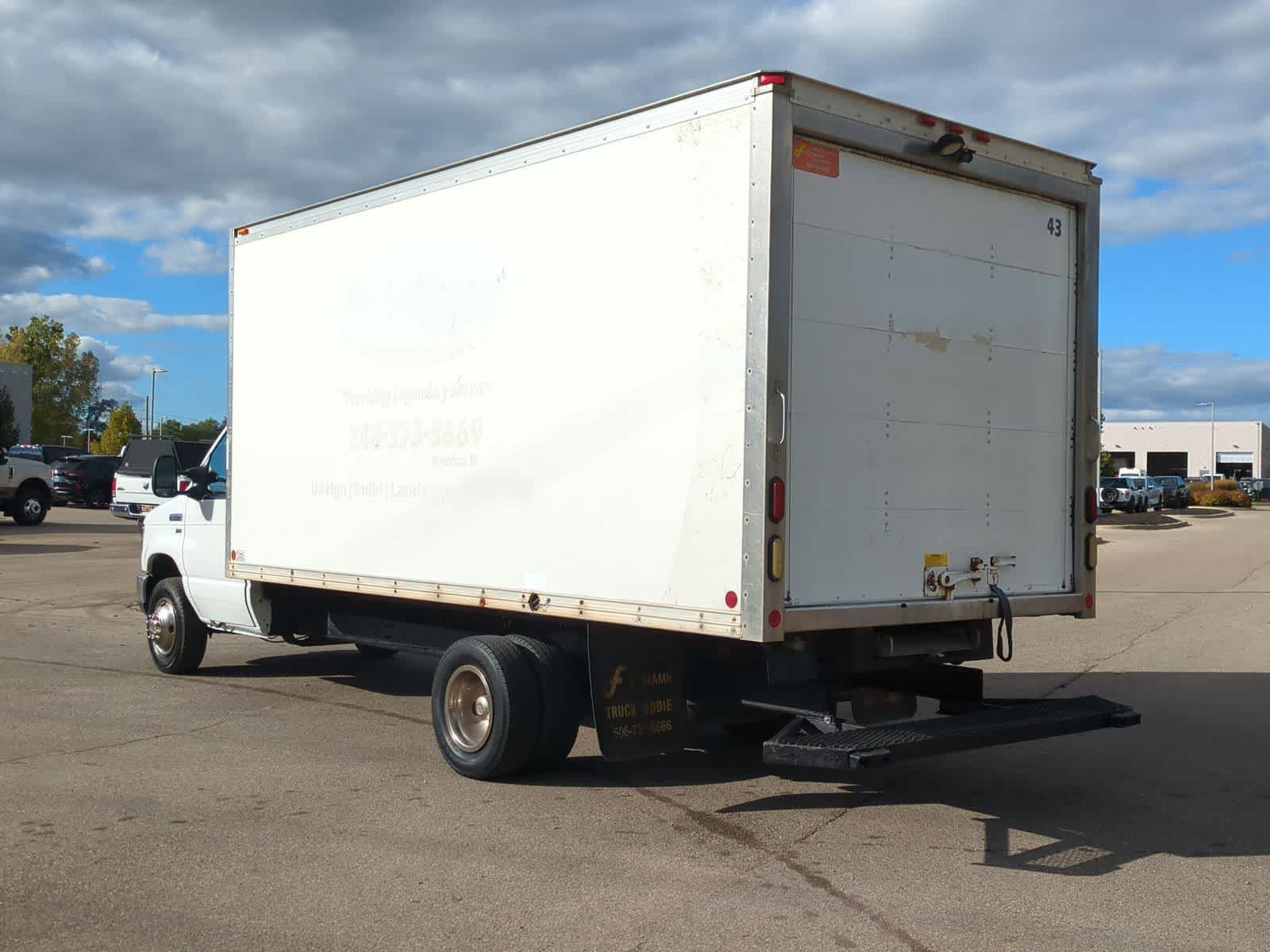 Thumbnail: 2016 Ford Econoline - 6