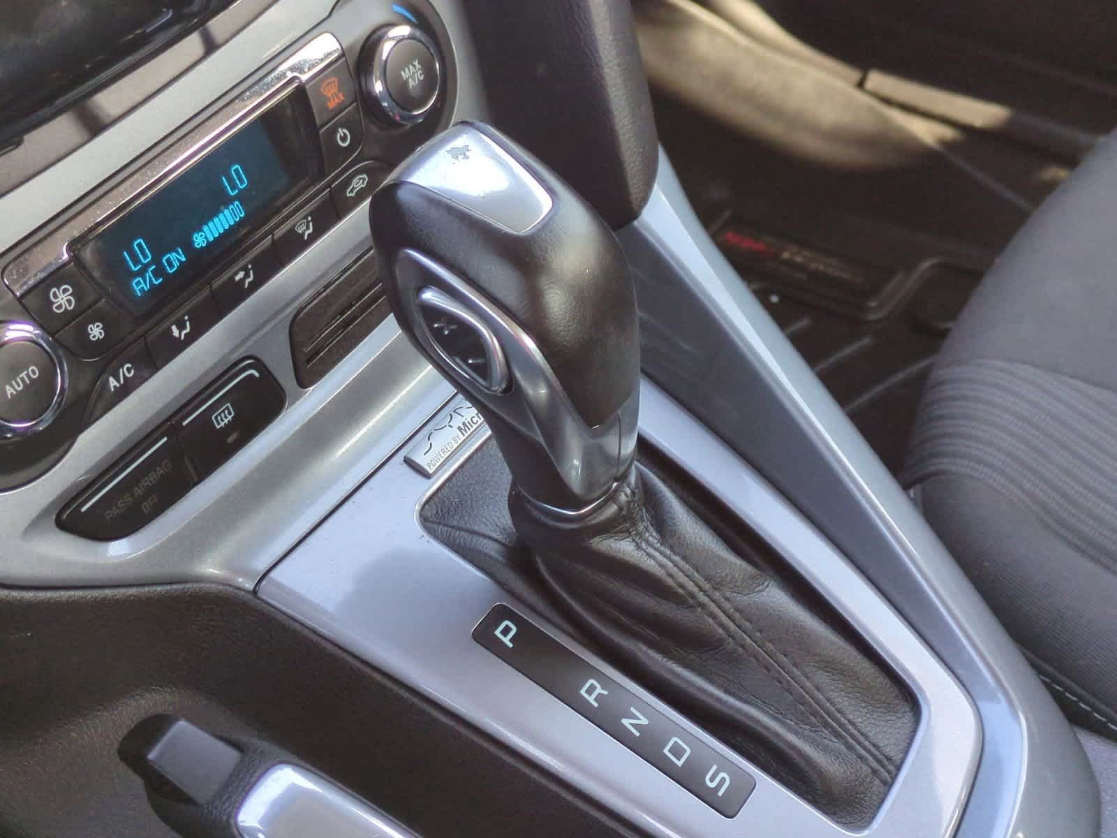 Thumbnail: 2012 Ford Focus - 33