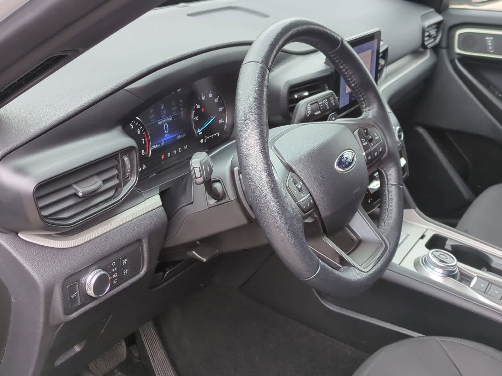 Thumbnail: 2020 Ford Explorer - 10