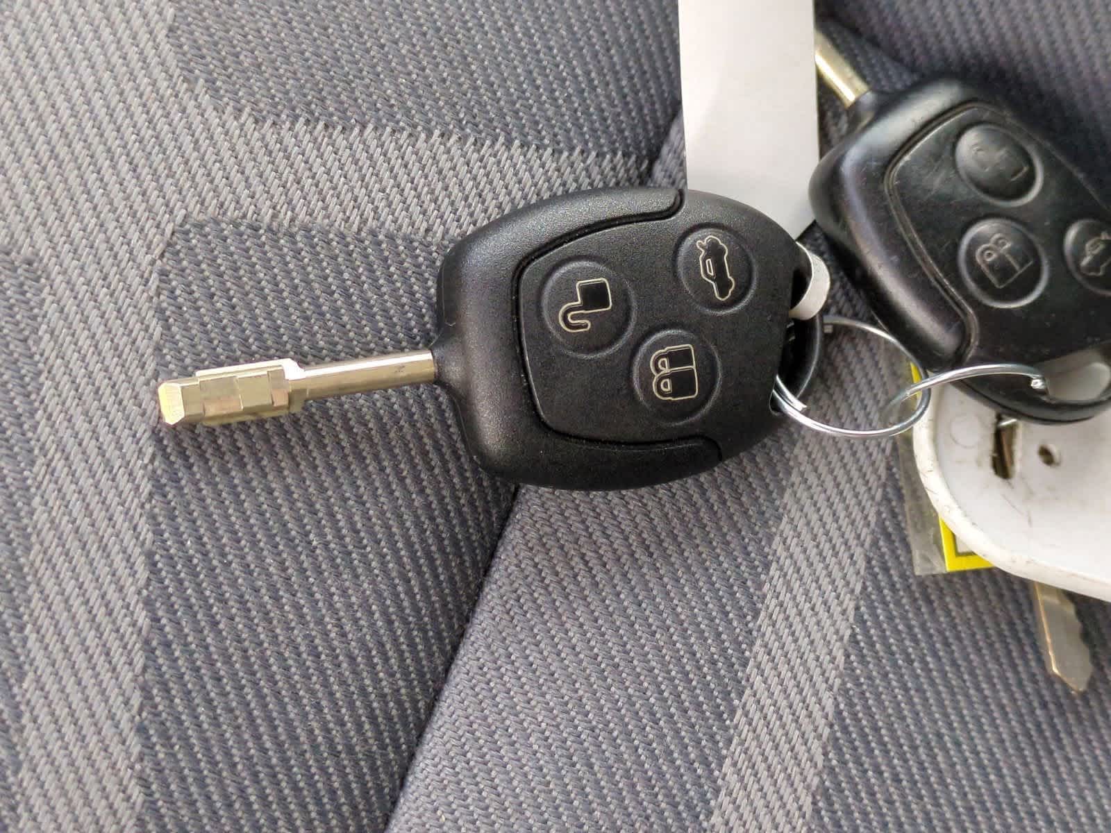 Thumbnail: 2011 Ford Transit Series - 33