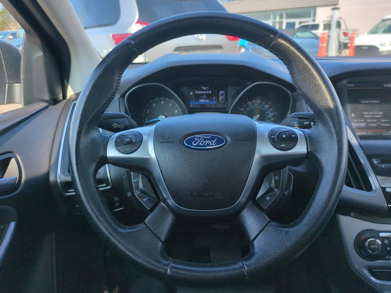 Thumbnail: 2012 Ford Focus - 24