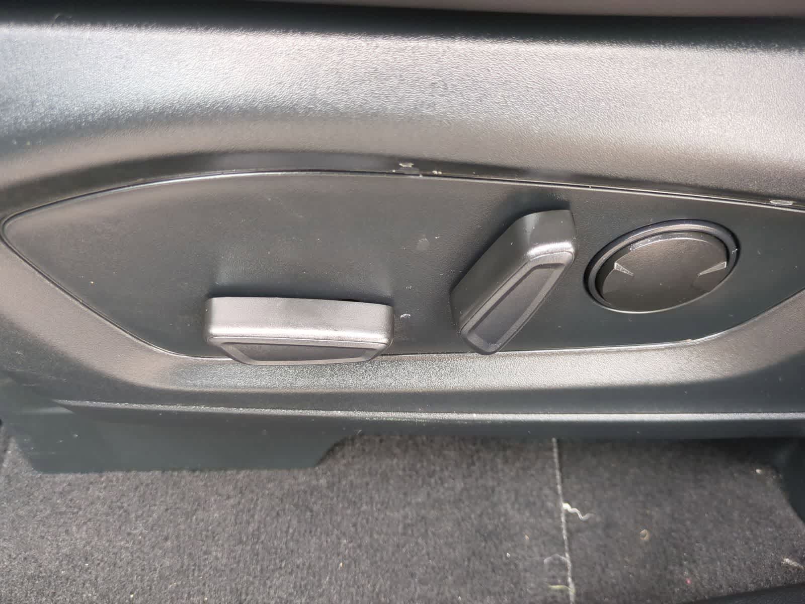 Thumbnail: 2024 Ford Explorer - 17