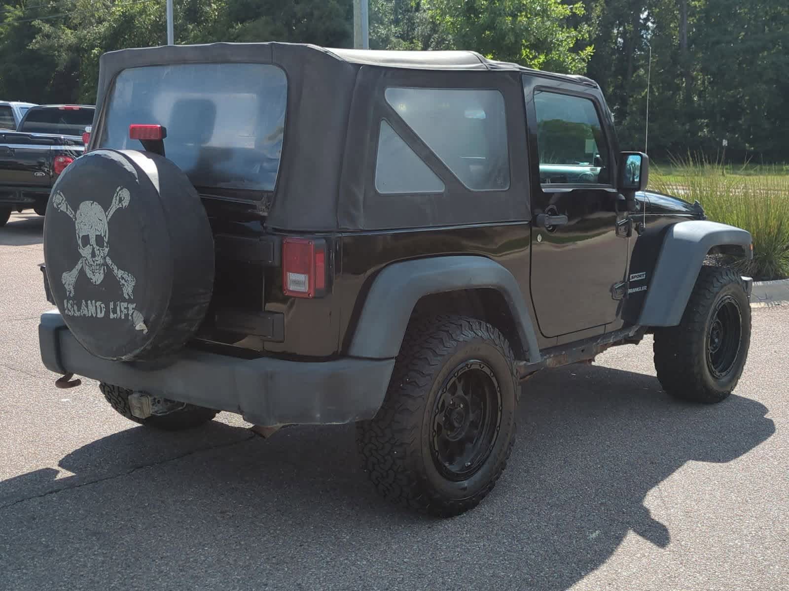 Thumbnail: 2010 Jeep Wrangler - 8