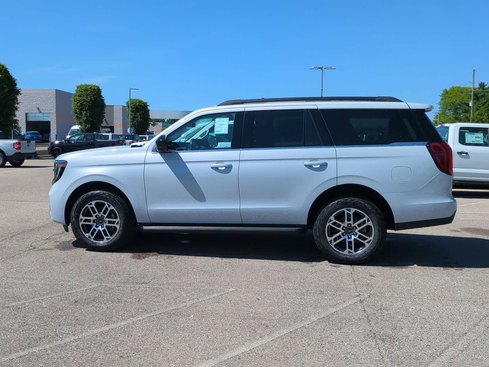 Thumbnail: 2026 Ford Expedition - 5