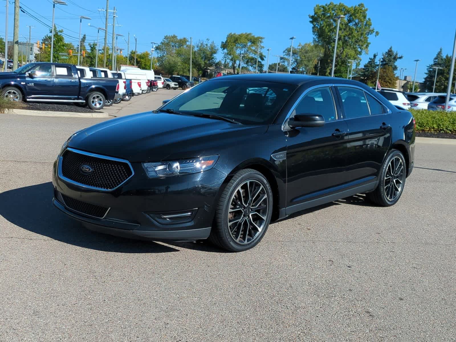 Thumbnail: 2017 Ford Taurus - 4