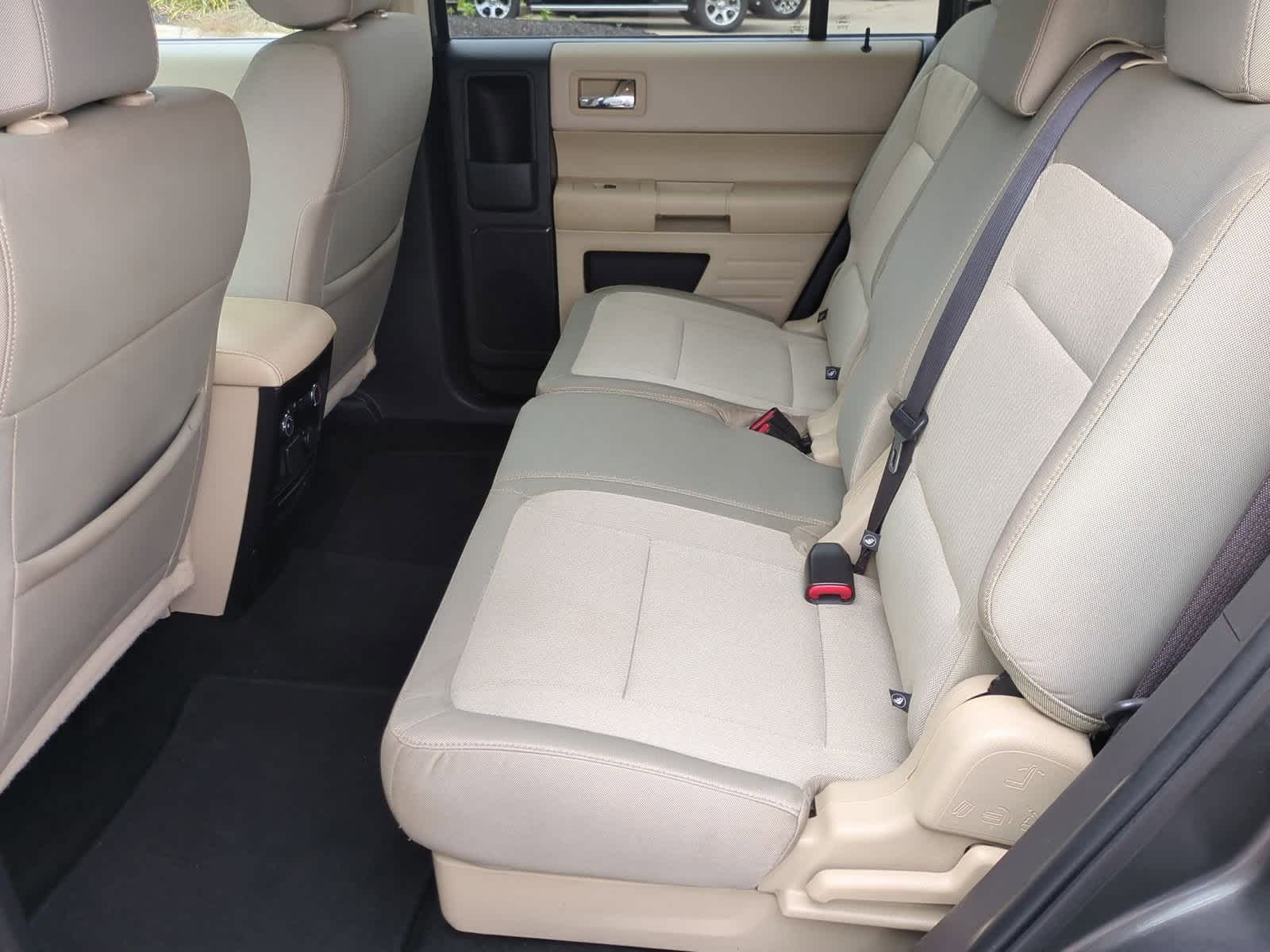 Thumbnail: 2019 Ford Flex - 19