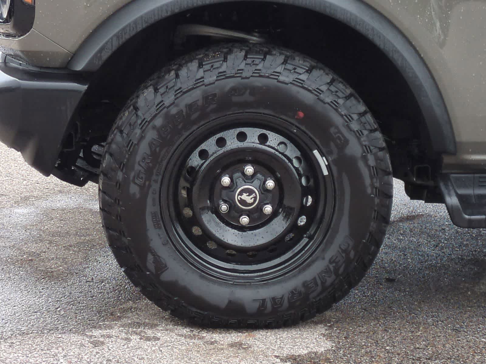Thumbnail: 2026 Ford Bronco - 14