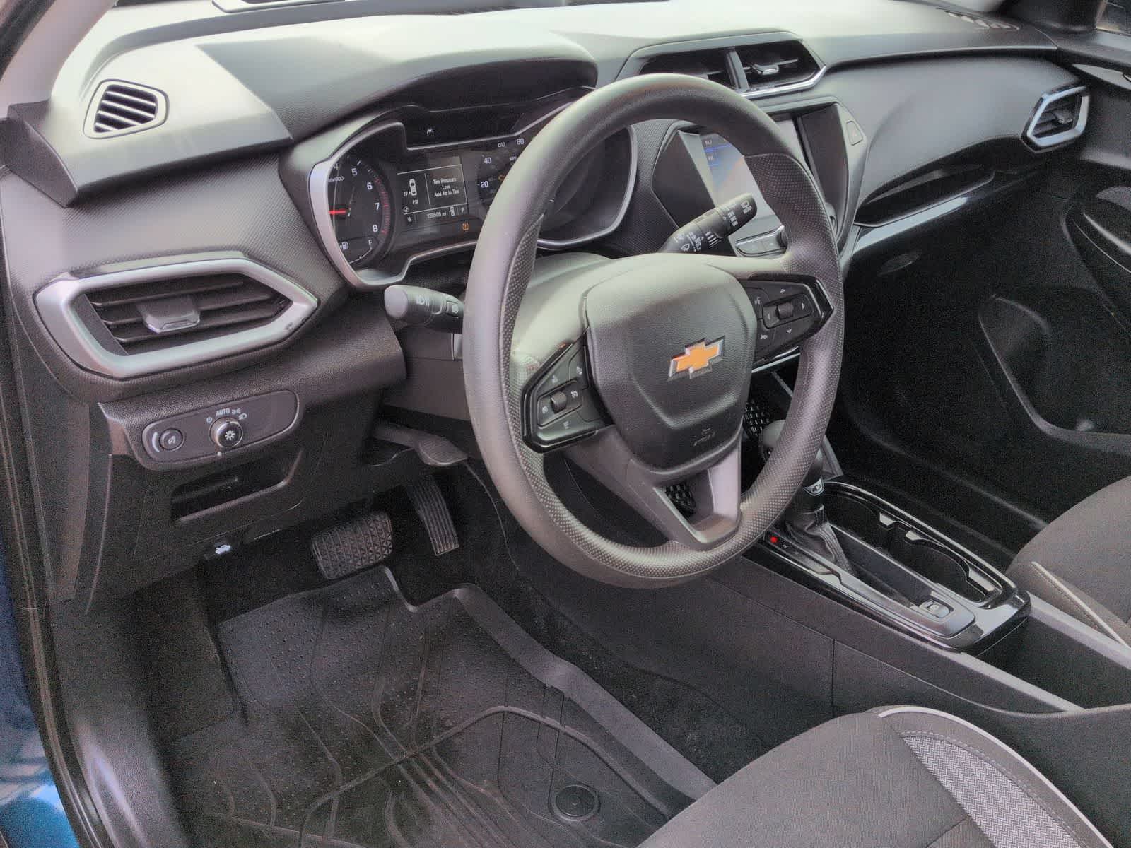 Thumbnail: 2021 Chevrolet TrailBlazer - 10