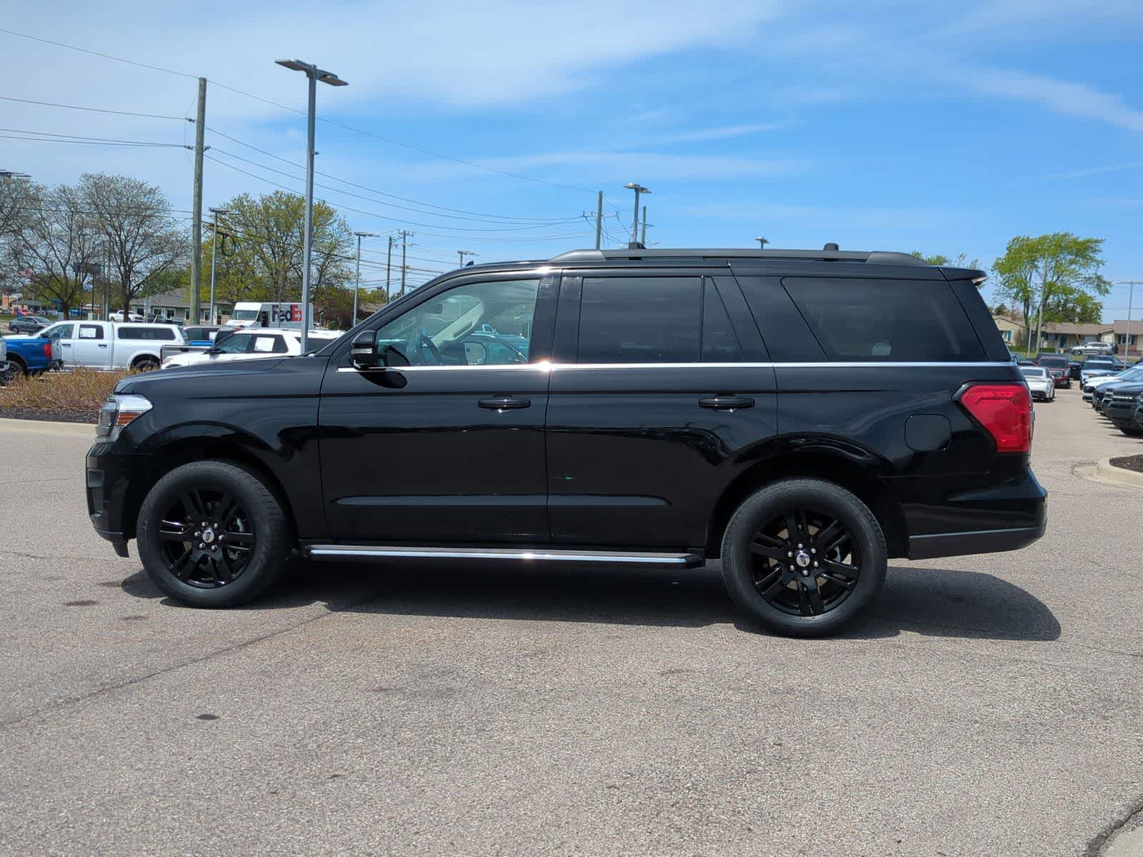 Thumbnail: 2022 Ford Expedition - 5