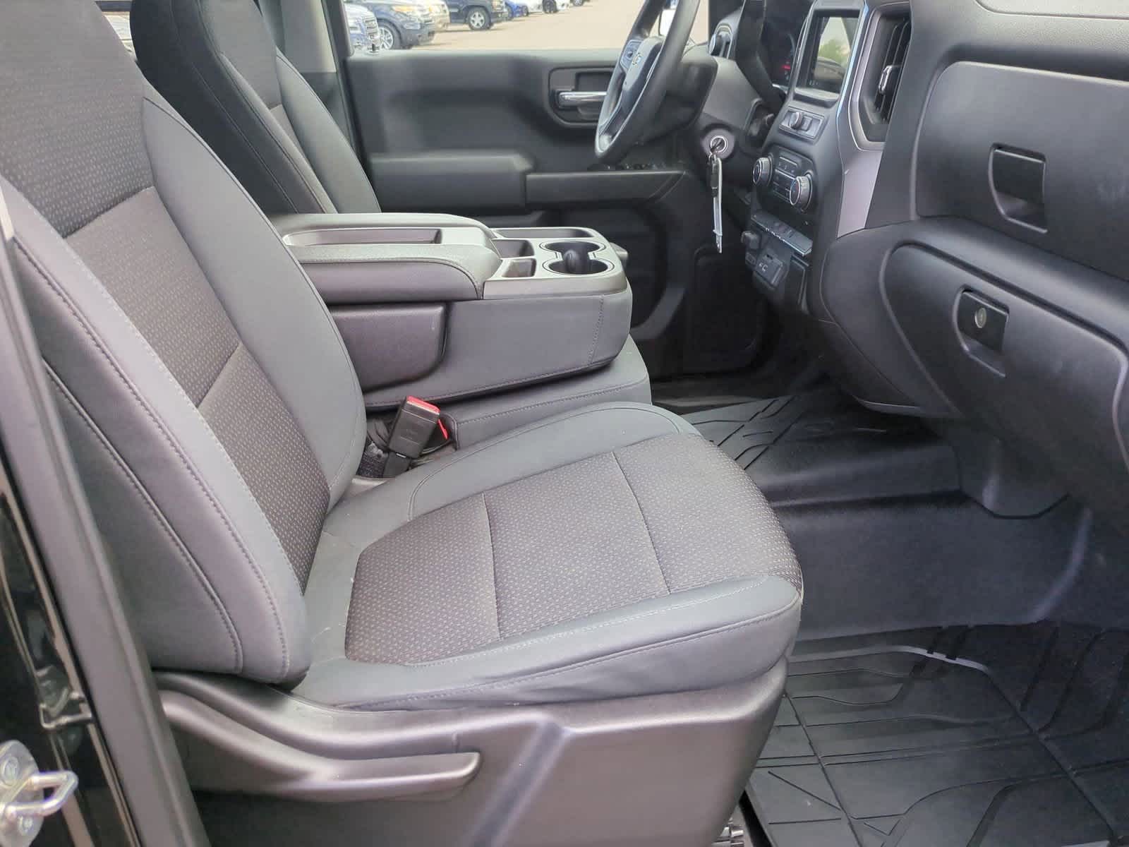 Thumbnail: 2019 Chevrolet Silverado 1500 - 21