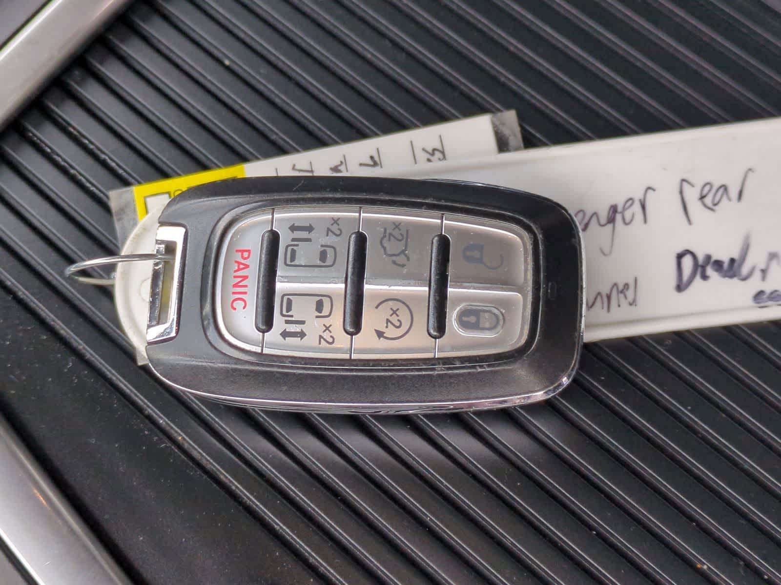 Thumbnail: 2022 Chrysler Pacifica - 35