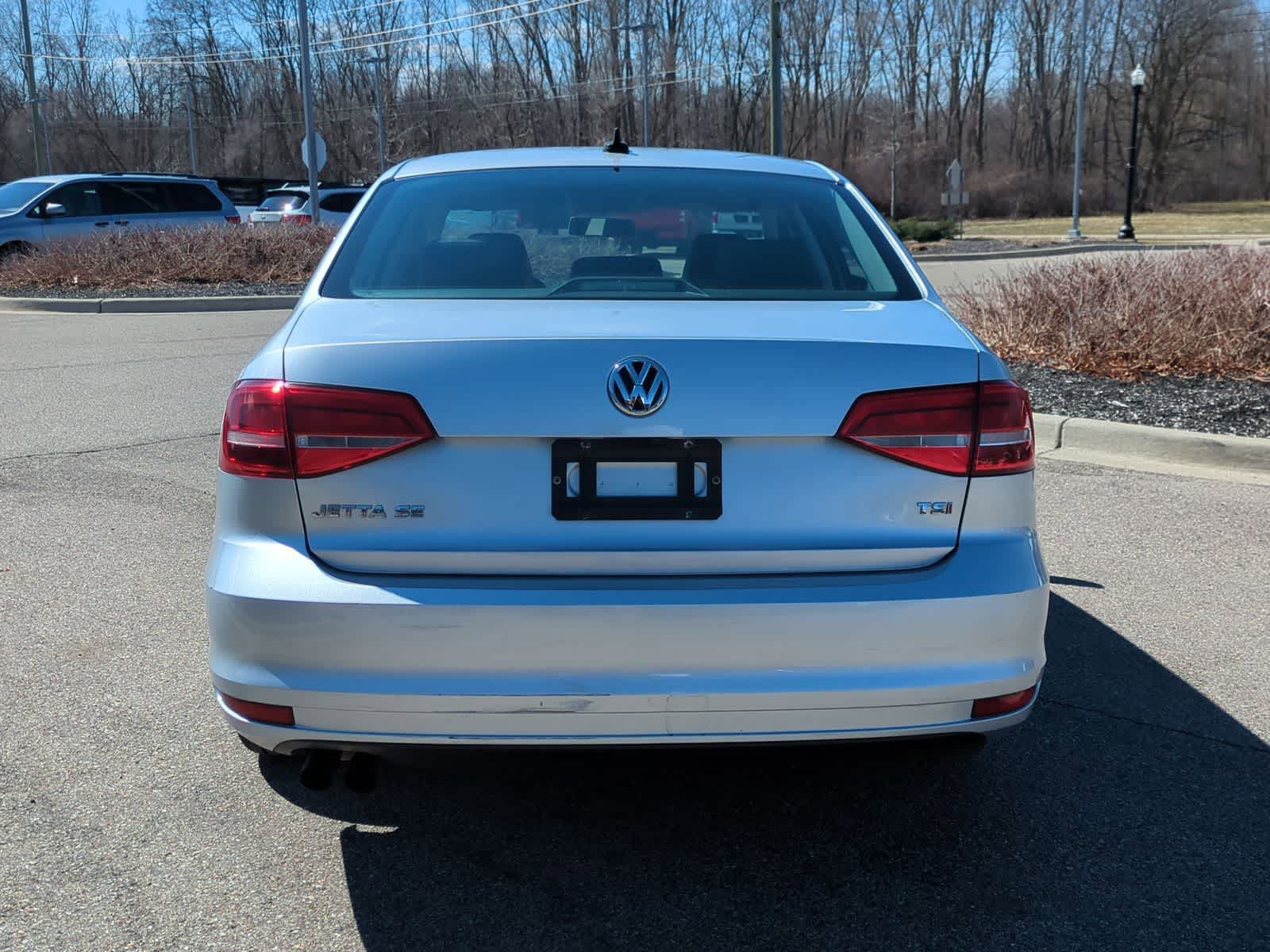 Thumbnail: 2015 Volkswagen Jetta - 7
