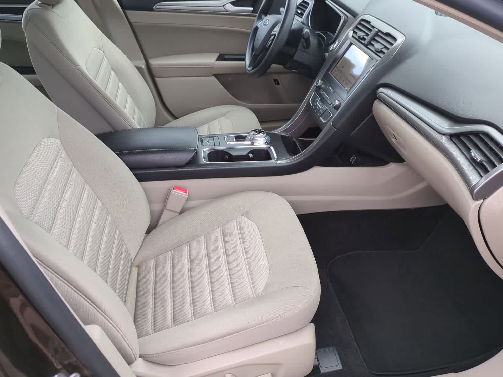 Thumbnail: 2019 Ford Fusion - 21