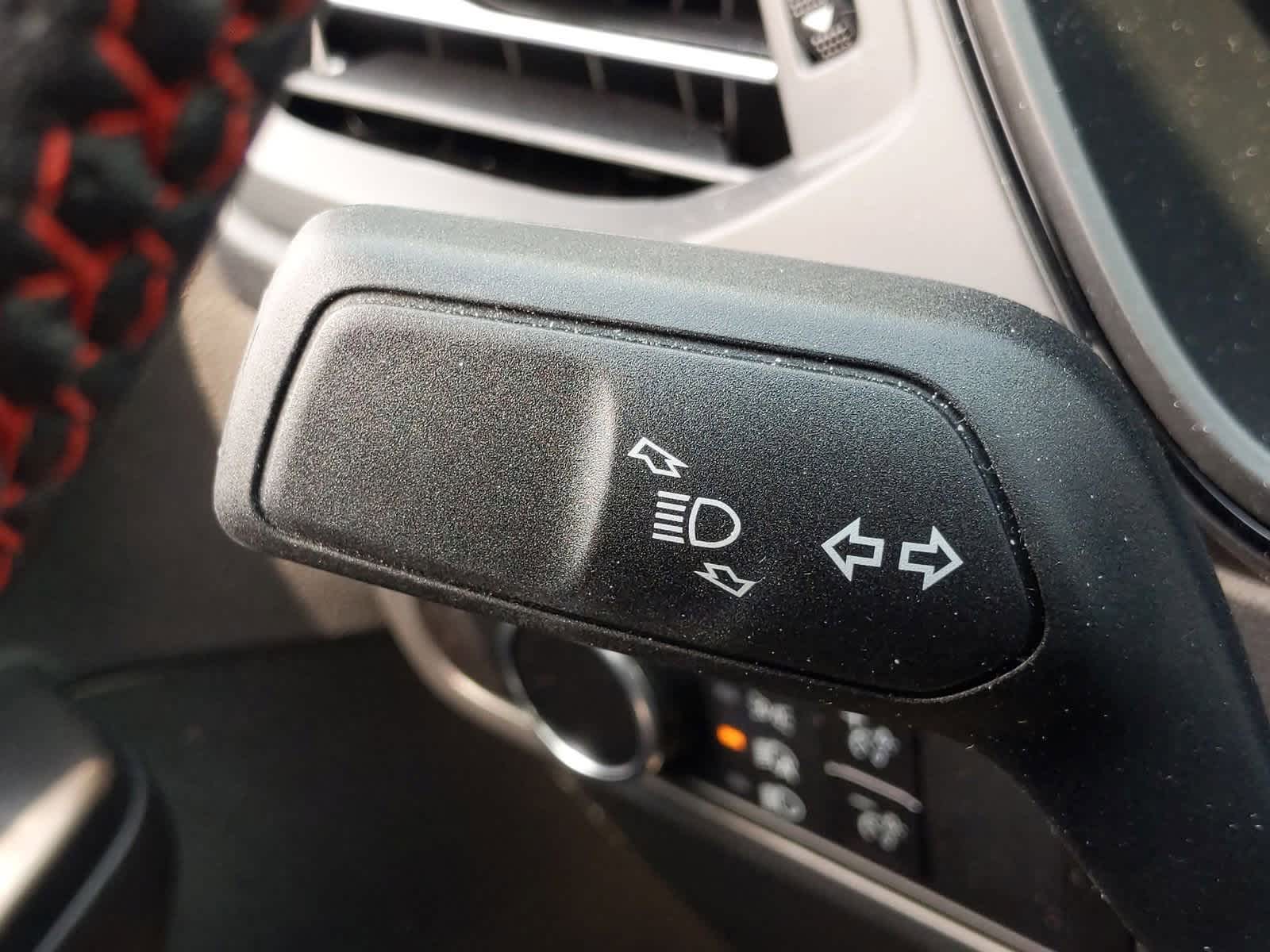2025 Ford Escape ST-Line 26