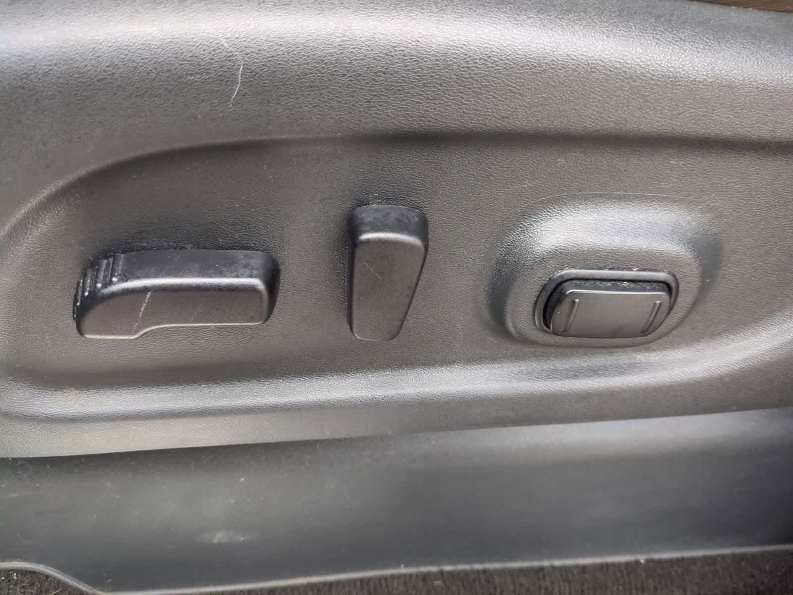 Thumbnail: 2018 Nissan Titan - 17