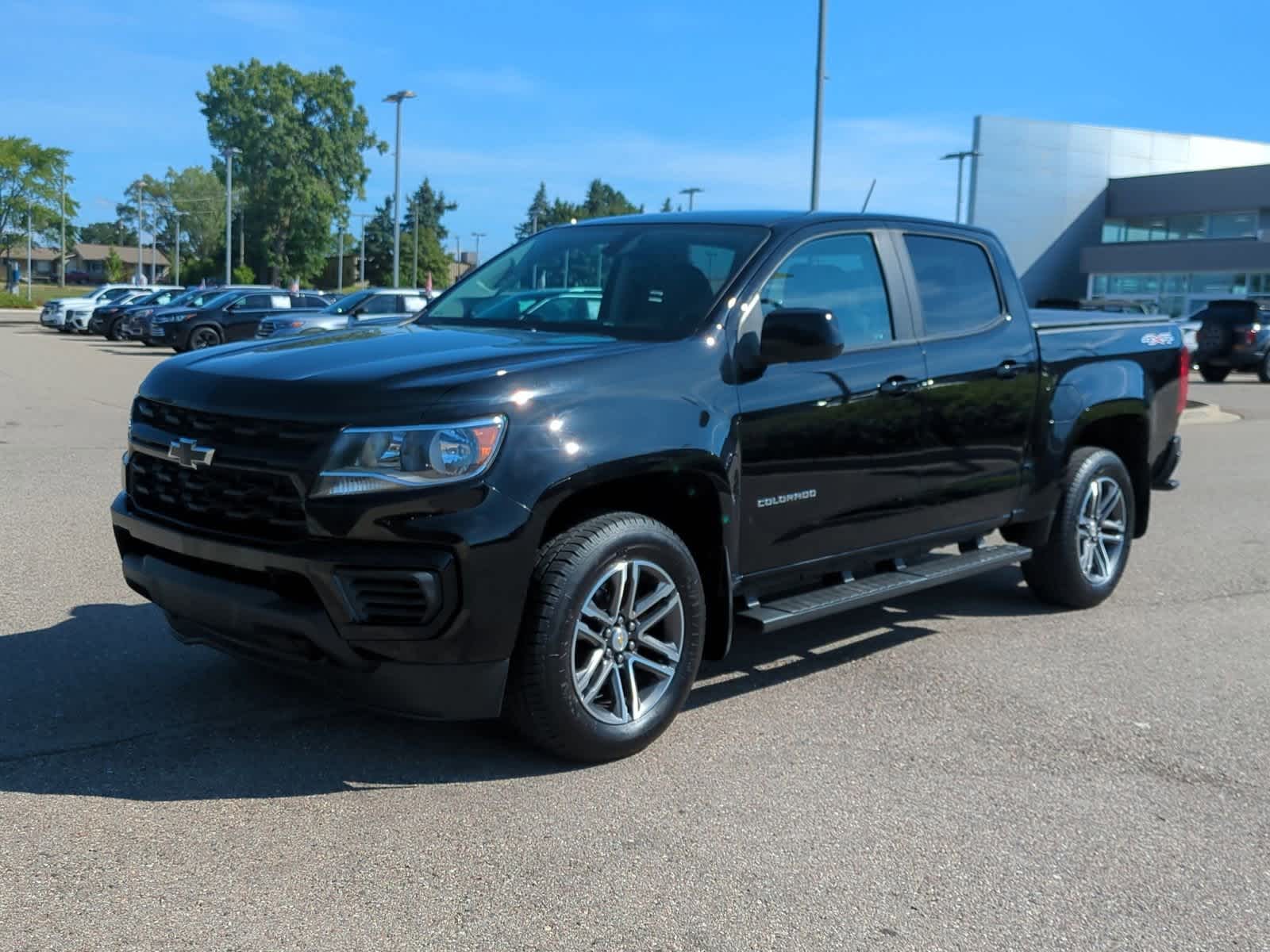 Thumbnail: 2021 Chevrolet Colorado - 4