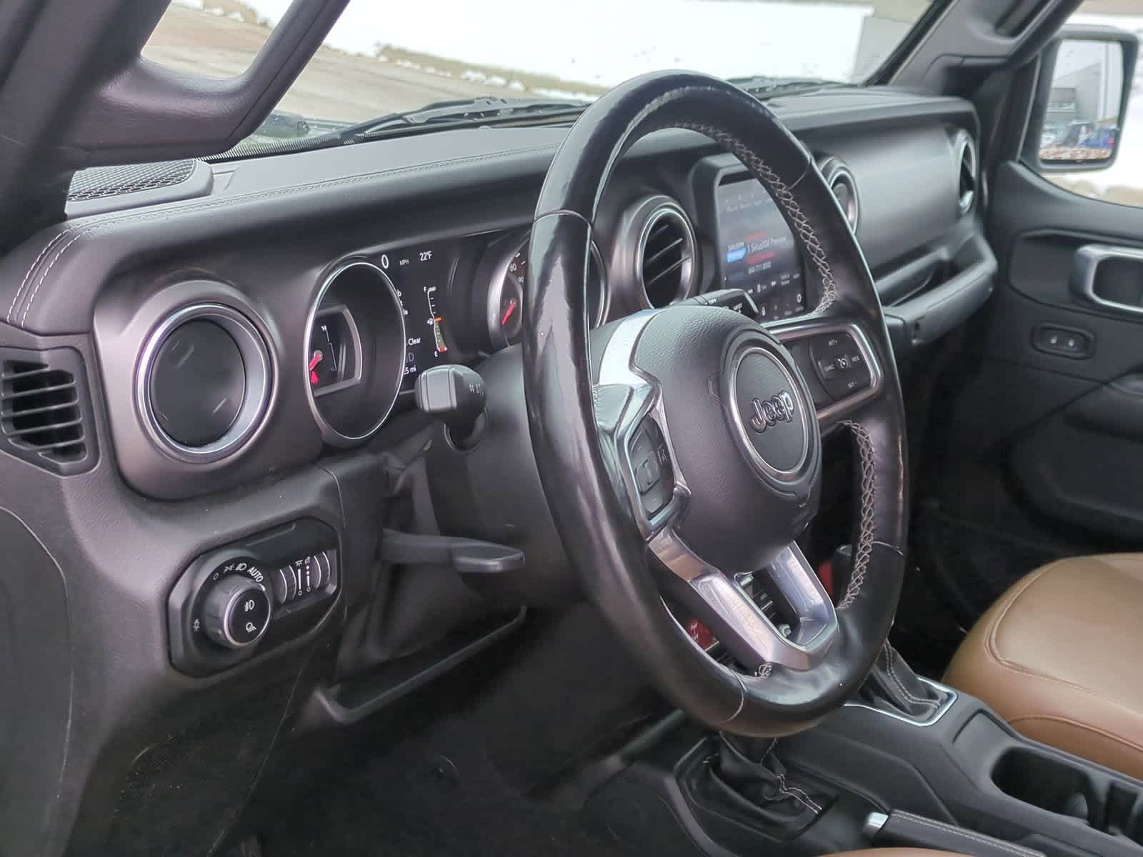 Thumbnail: 2021 Jeep Gladiator - 10