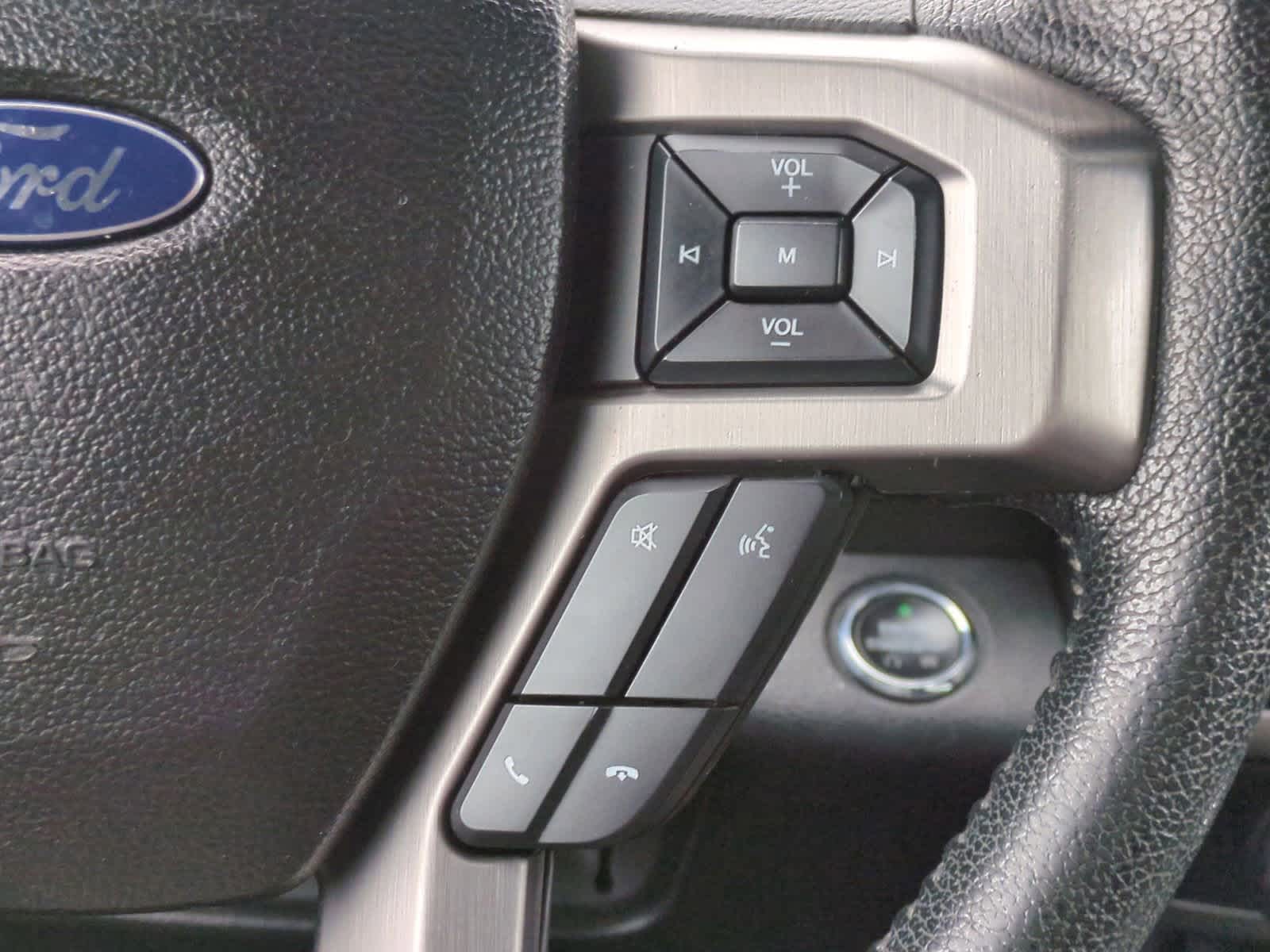 Thumbnail: 2016 Ford F-150 - 24