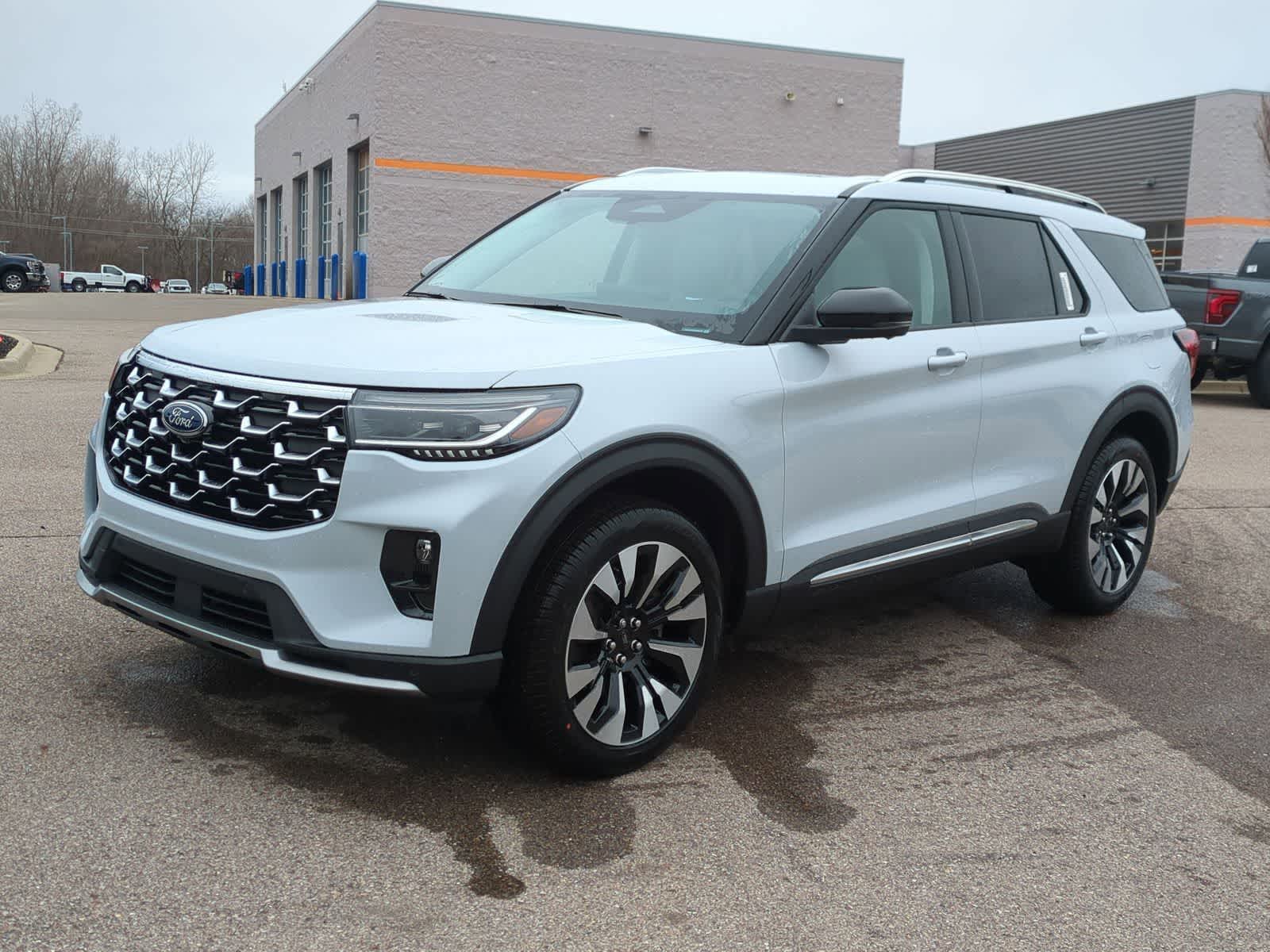 Thumbnail: 2026 Ford Explorer - 4