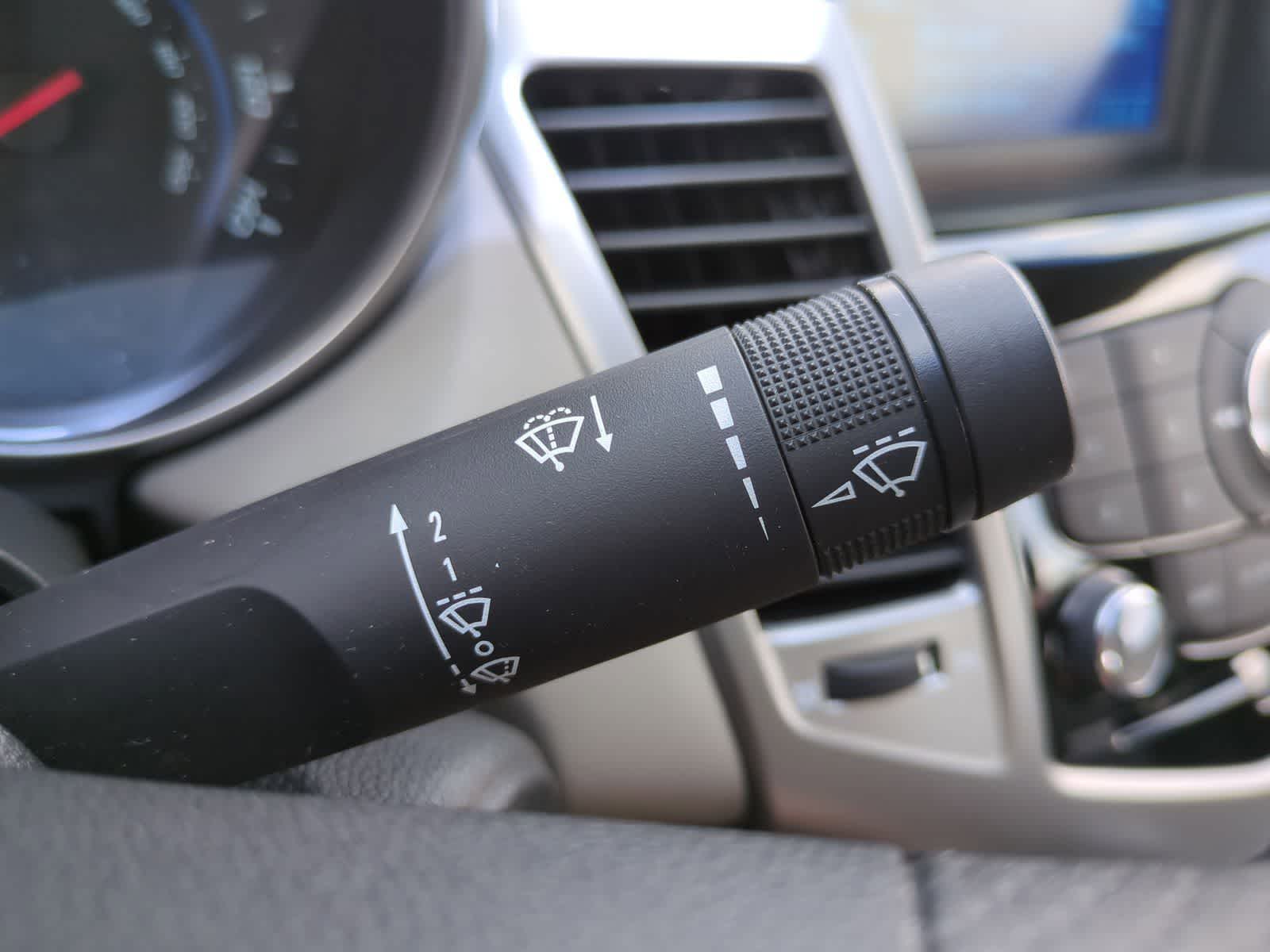 Thumbnail: 2012 Chevrolet Cruze - 24