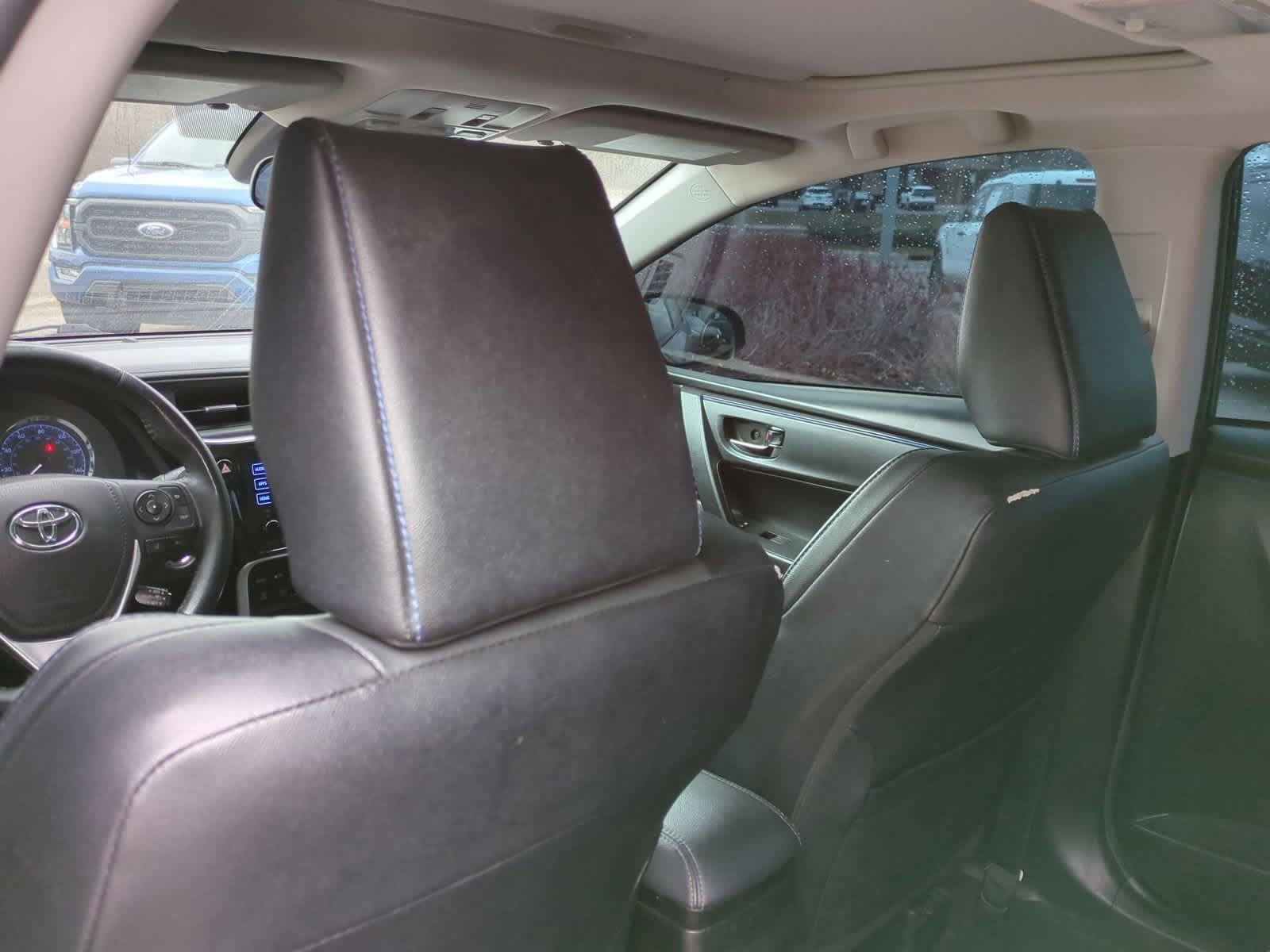 Thumbnail: 2018 Toyota Corolla - 18