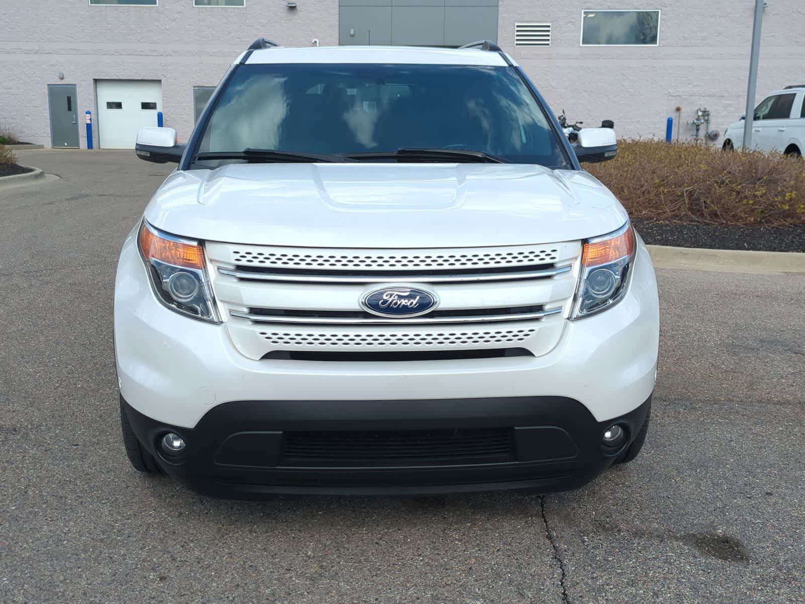 Thumbnail: 2012 Ford Explorer - 3