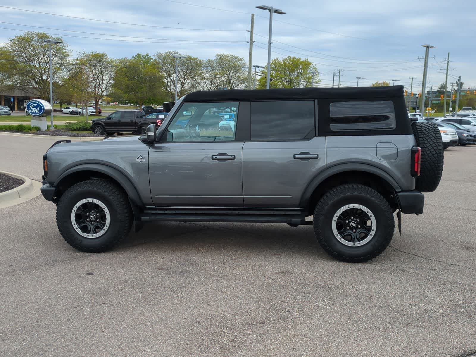 Thumbnail: 2022 Ford Bronco - 4