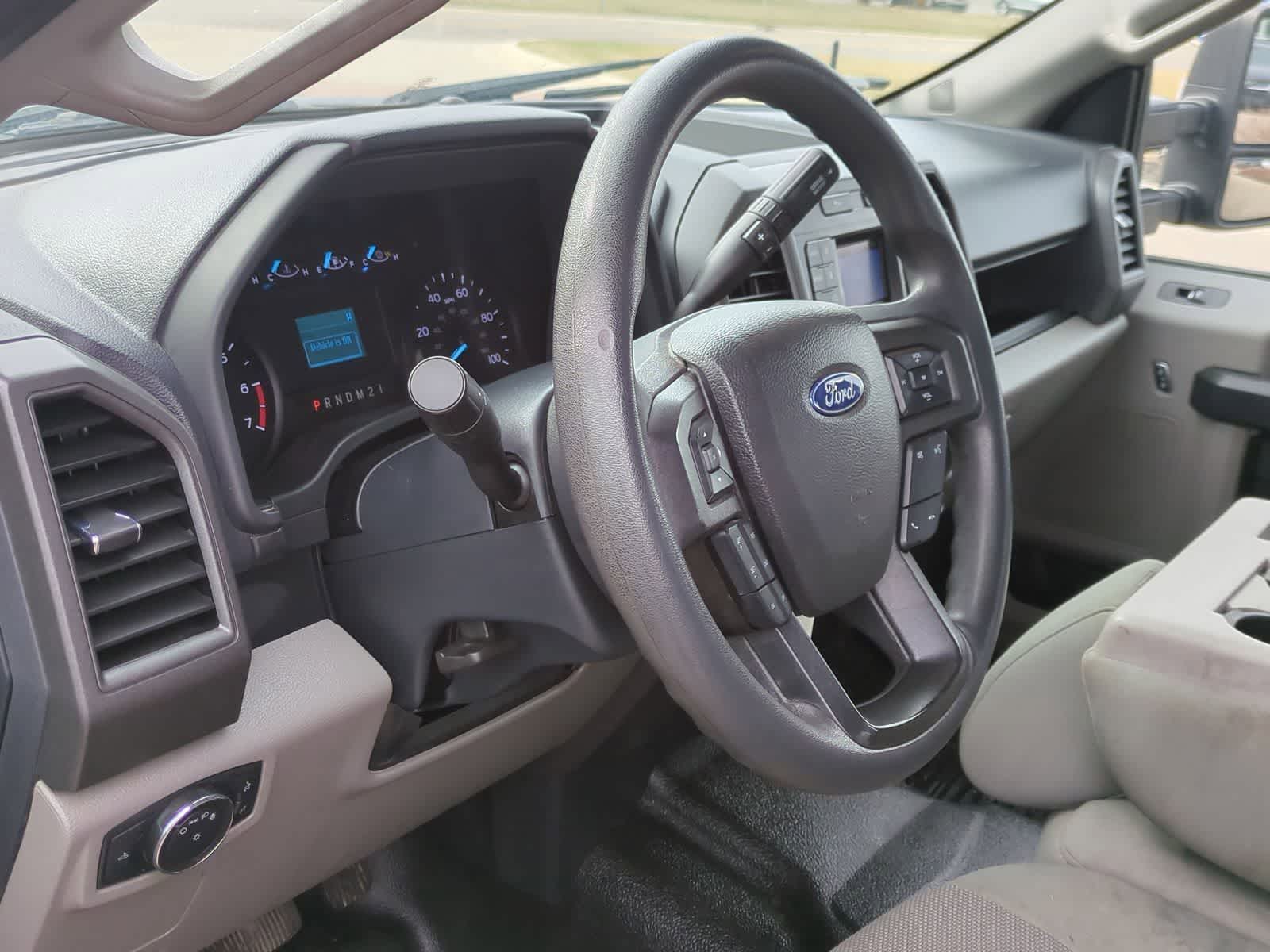 Thumbnail: 2022 Ford Econoline - 10