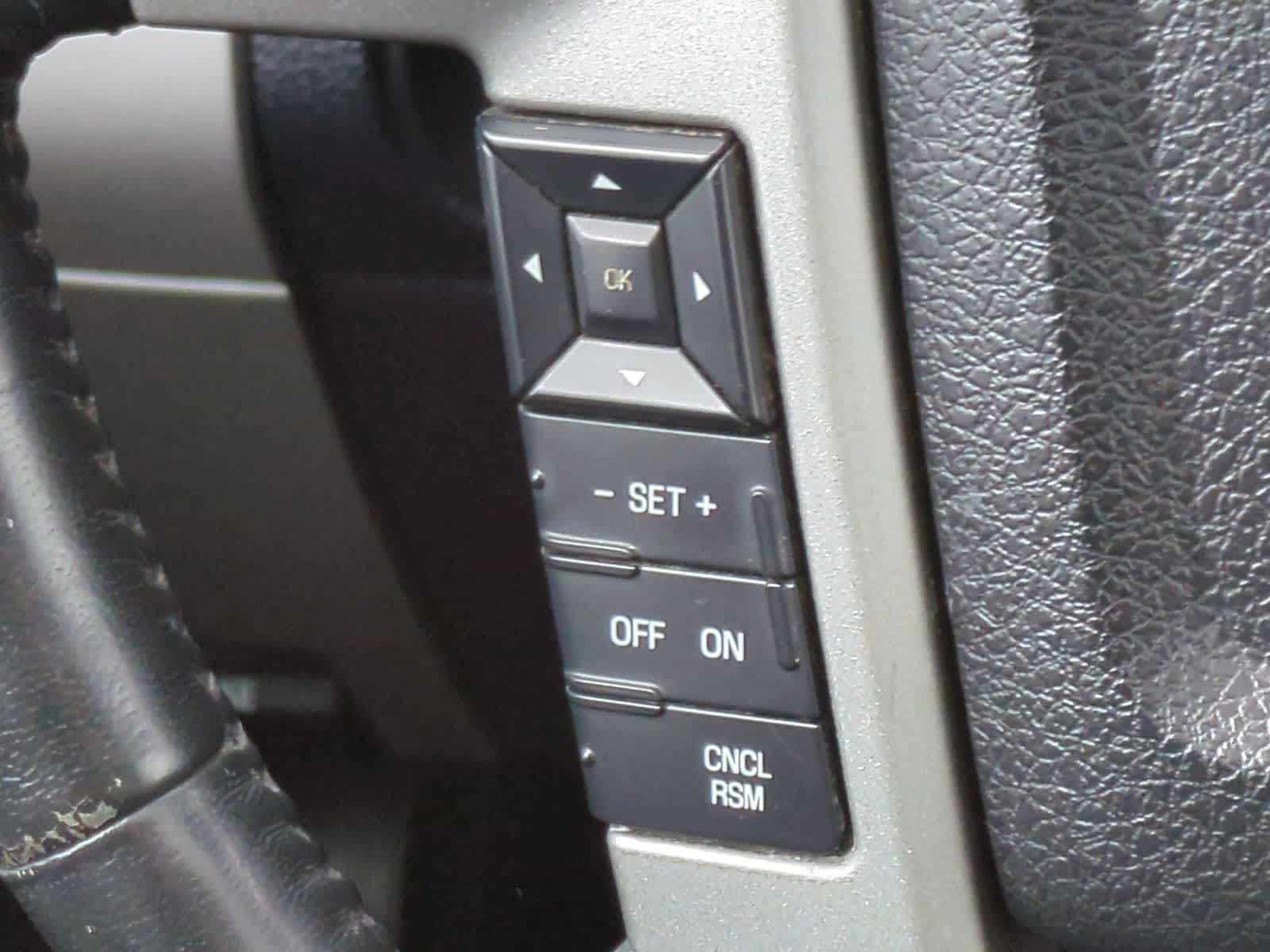 Thumbnail: 2015 Ford Expedition - 25