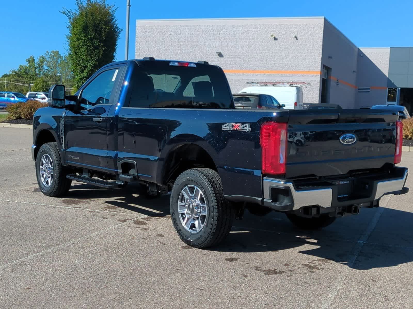 Thumbnail: 2025 Ford Econoline - 6