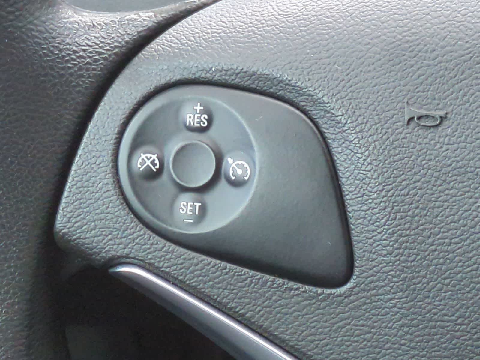 Thumbnail: 2014 Chevrolet Impala - 23