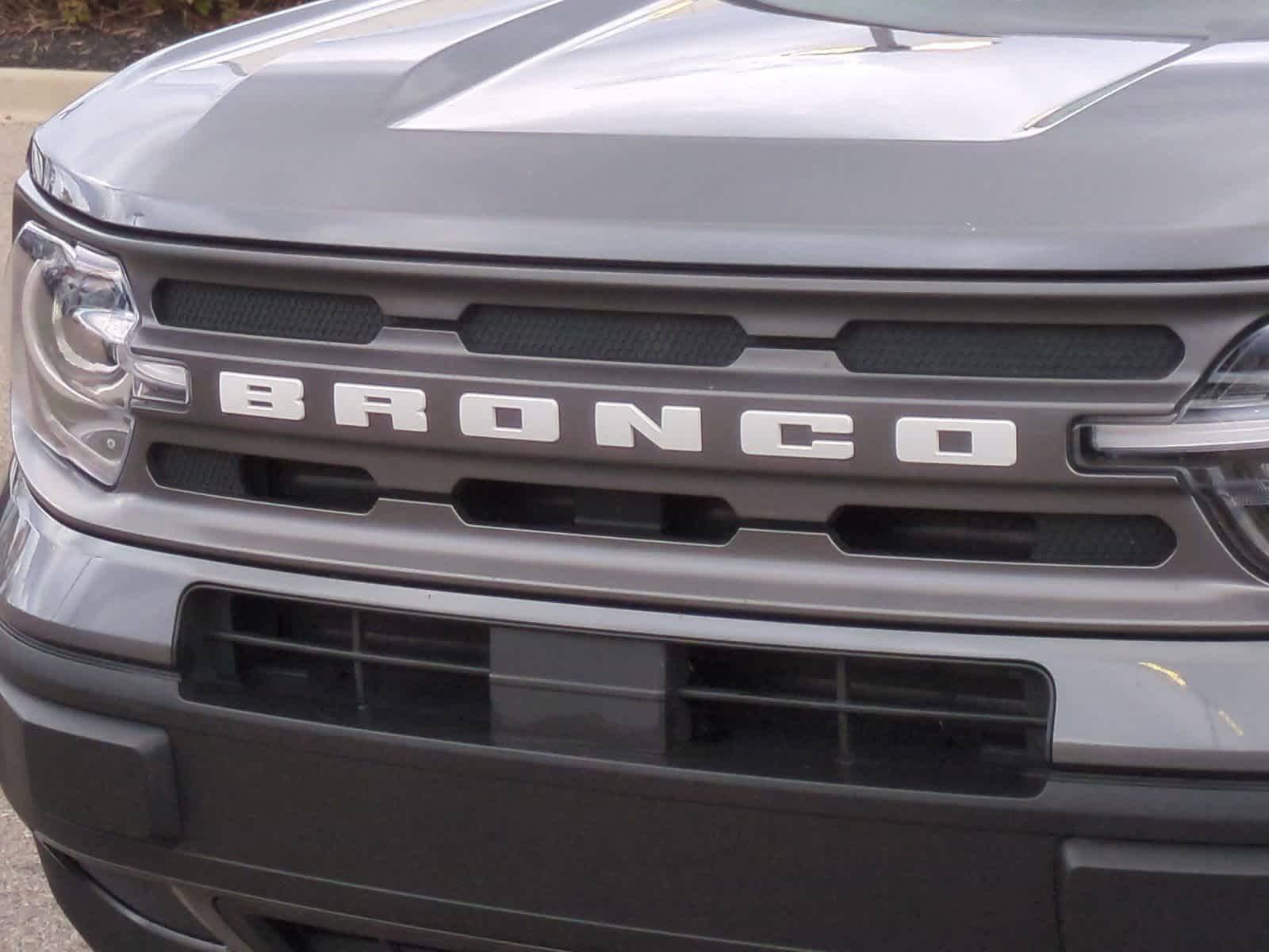 Thumbnail: 2021 Ford Bronco Sport - 12