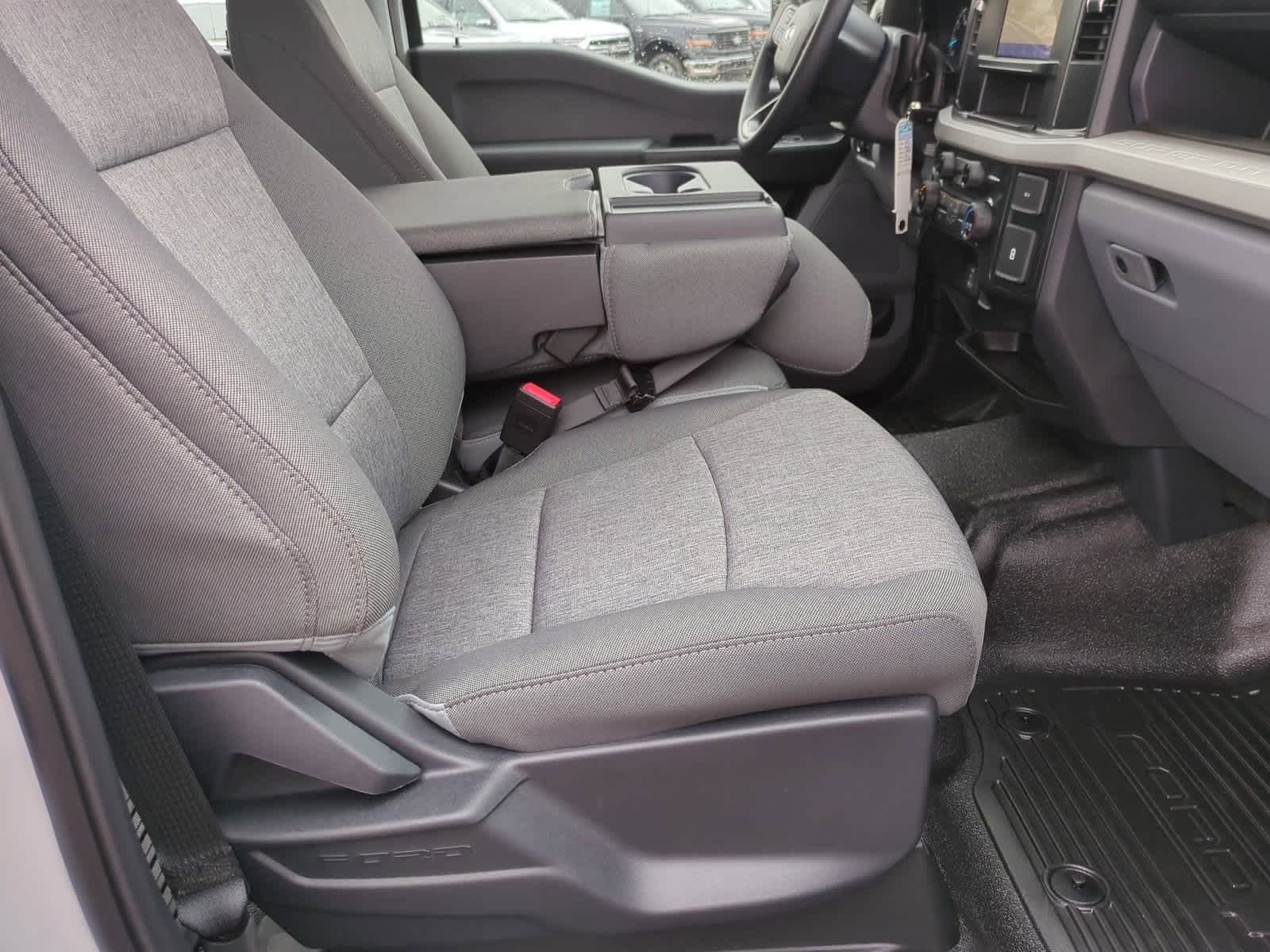 Thumbnail: 2026 Ford Econoline - 21