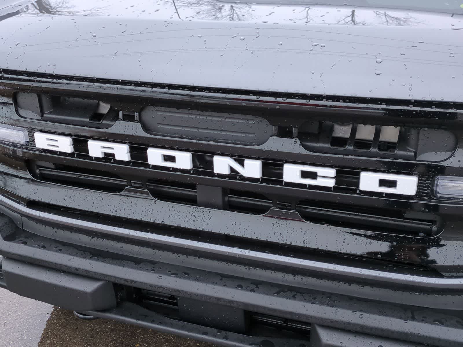 Thumbnail: 2023 Ford Bronco - 12