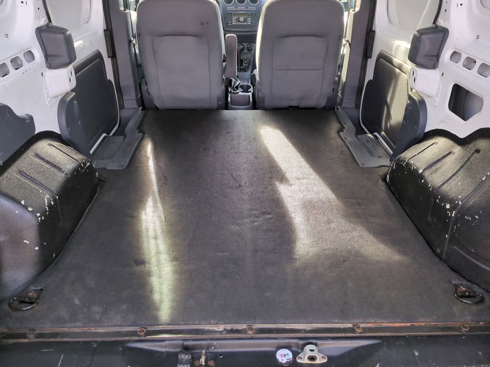 Thumbnail: 2011 Ford Transit Series - 32