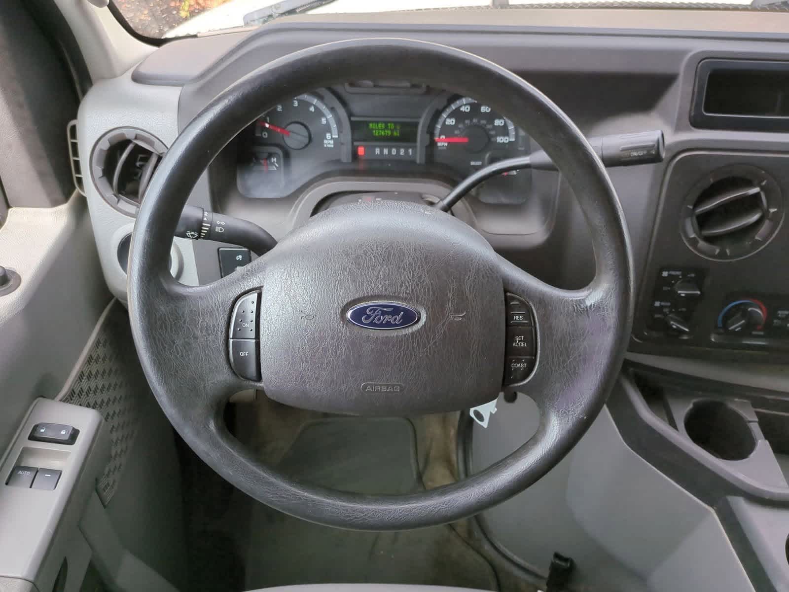 Thumbnail: 2014 Ford Econoline - 22