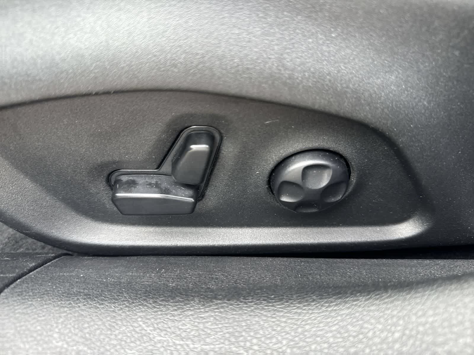 Thumbnail: 2019 Jeep Compass - 17