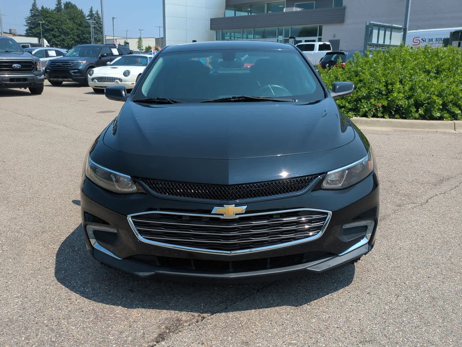 Thumbnail: 2016 Chevrolet Malibu - 3