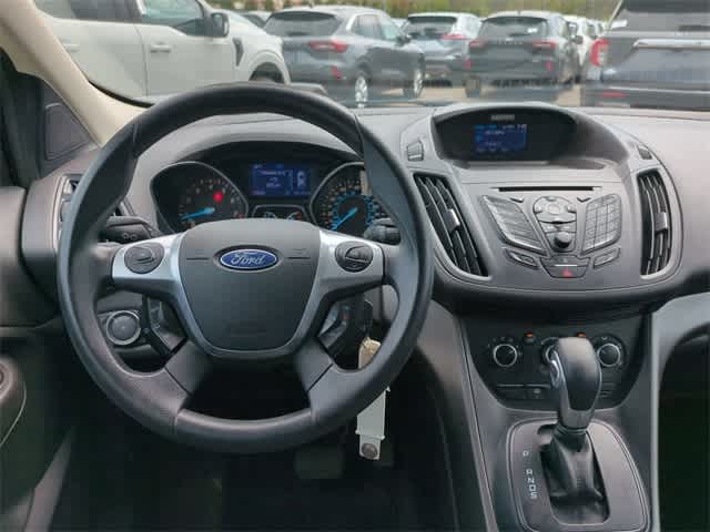 2013 Ford Escape S 15