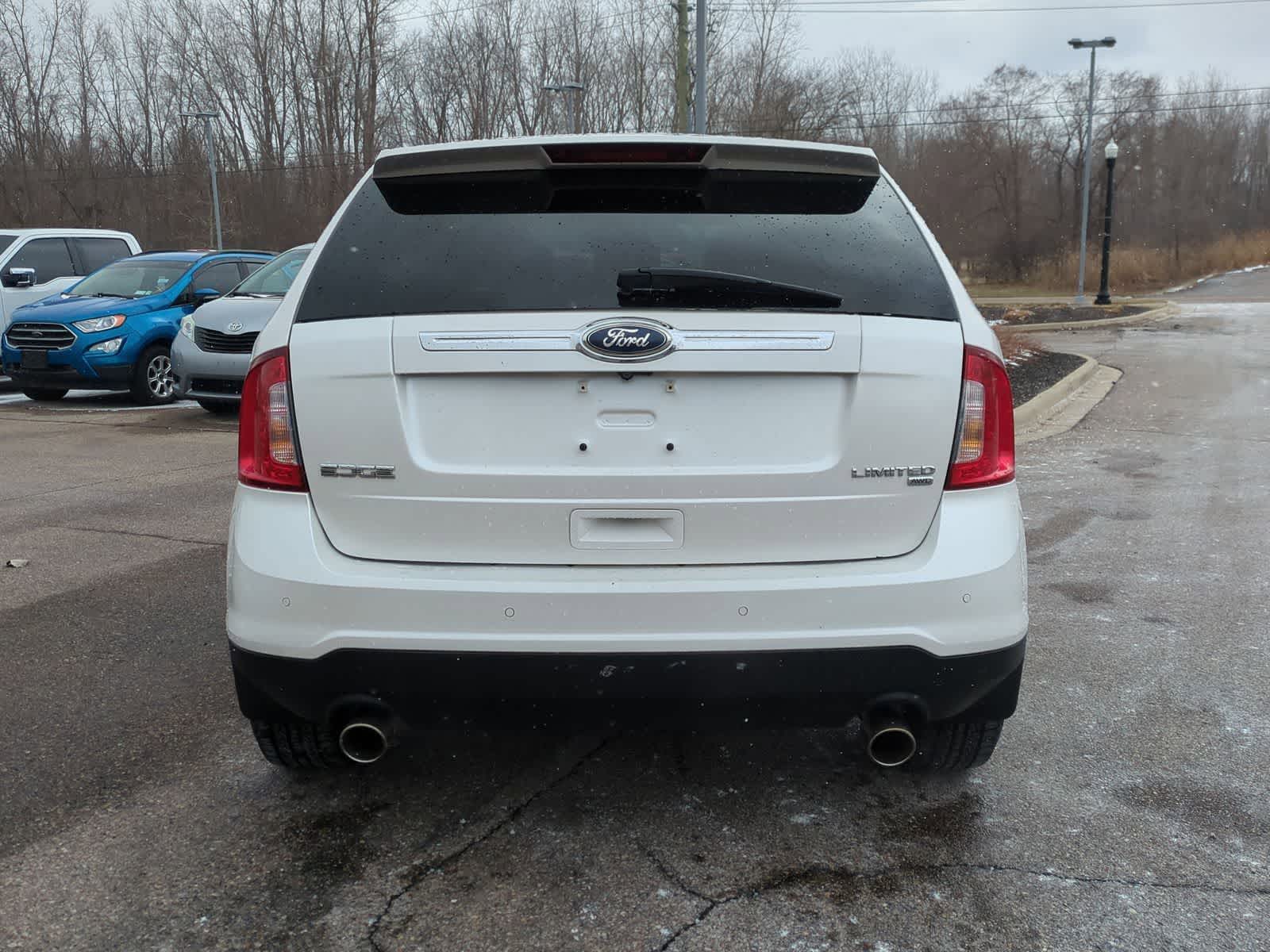 Thumbnail: 2011 Ford Edge - 7